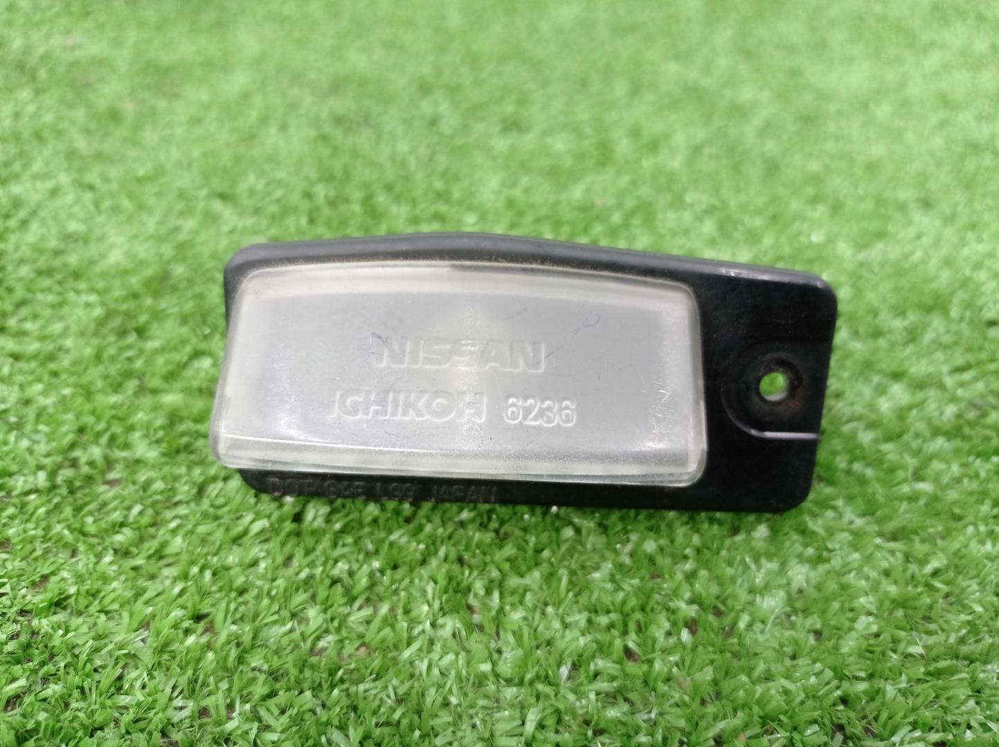 Фонарь подсветки номера