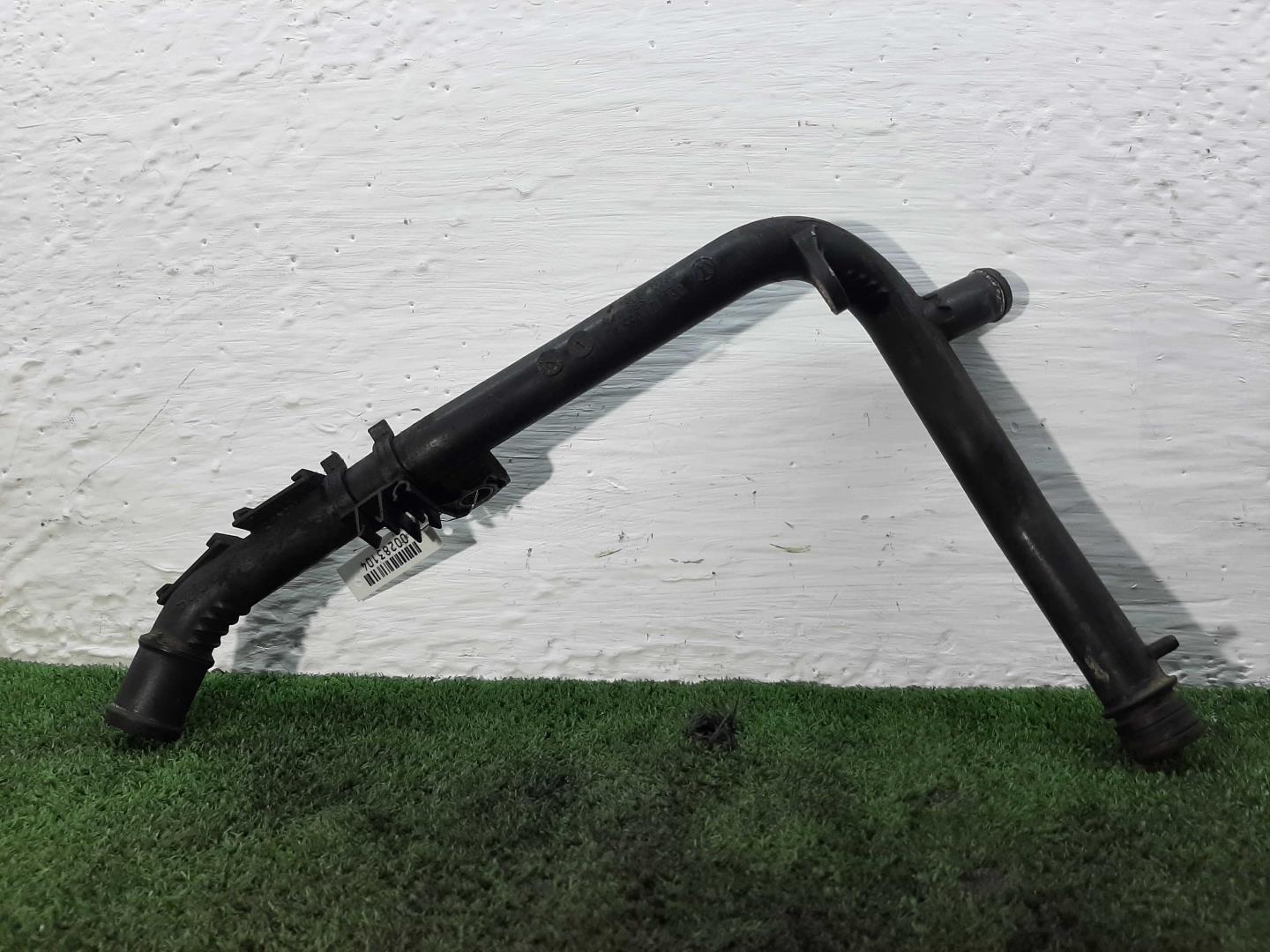 Трубка системы охлаждения