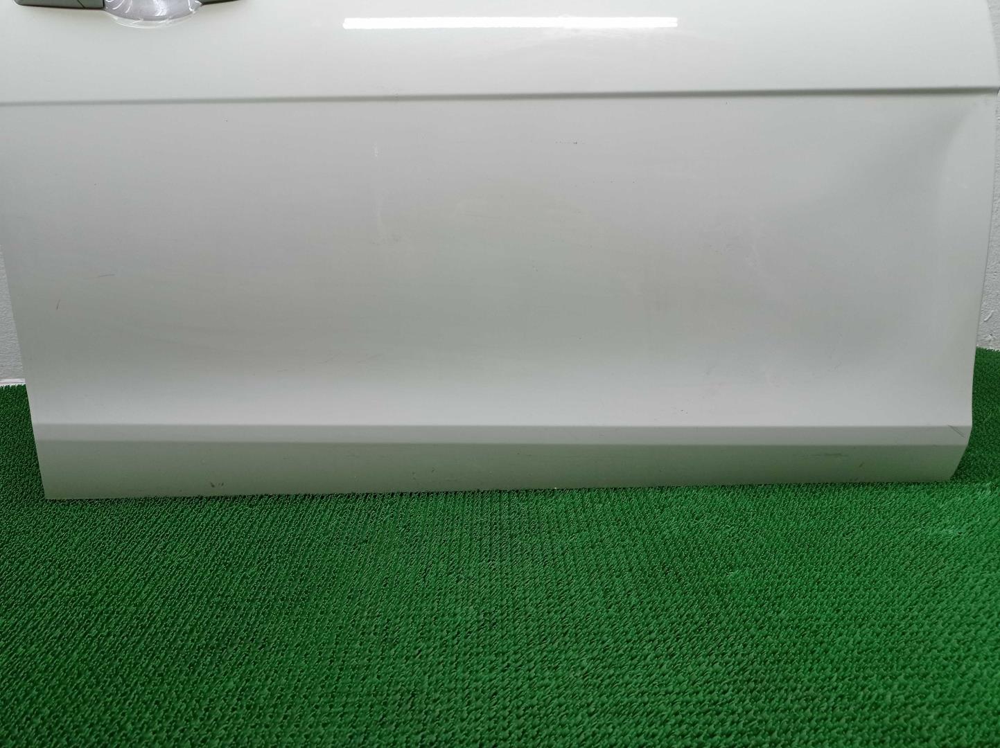 Ручка двери передней наружная правая