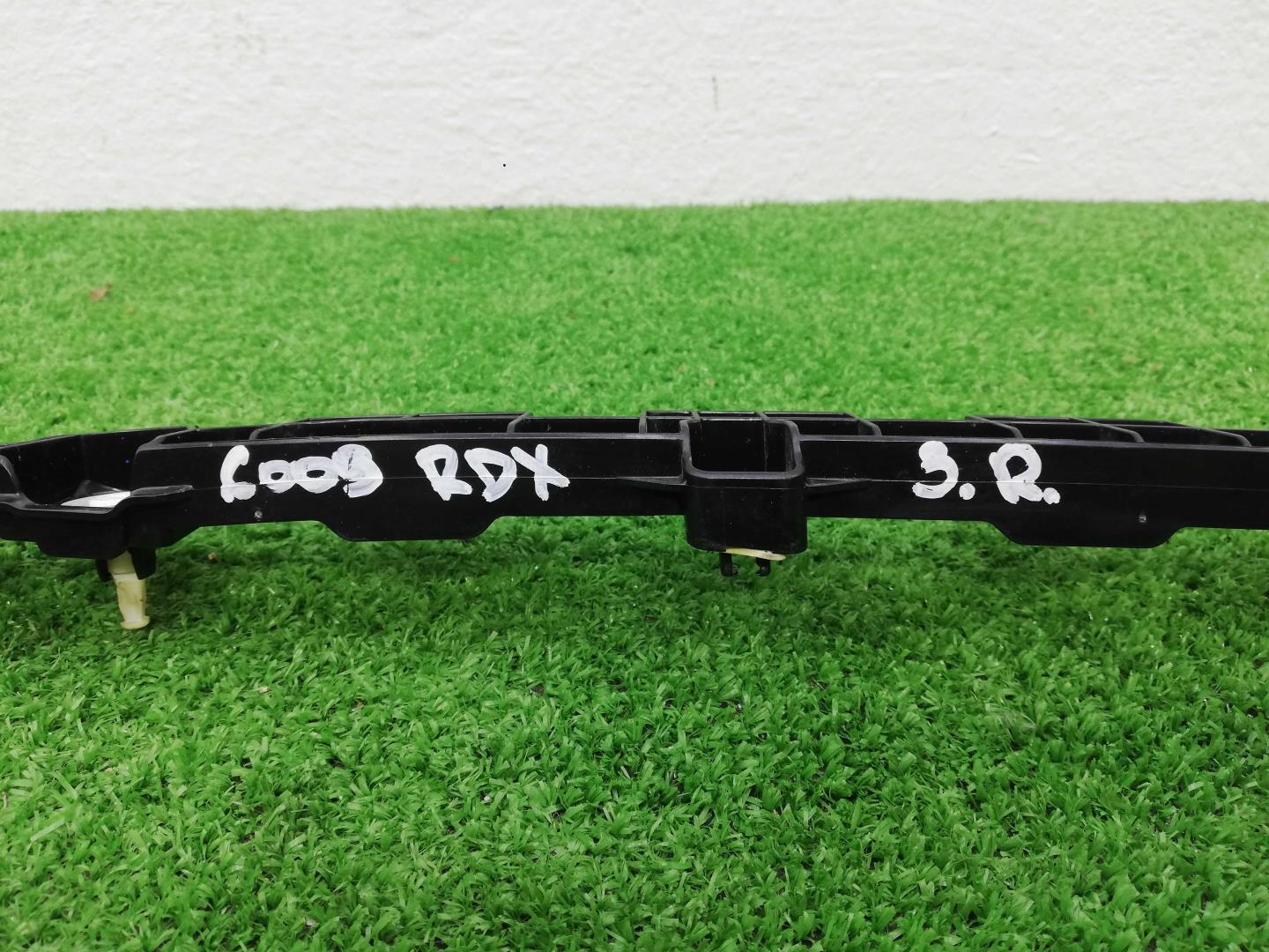 Кронштейн заднего бампера