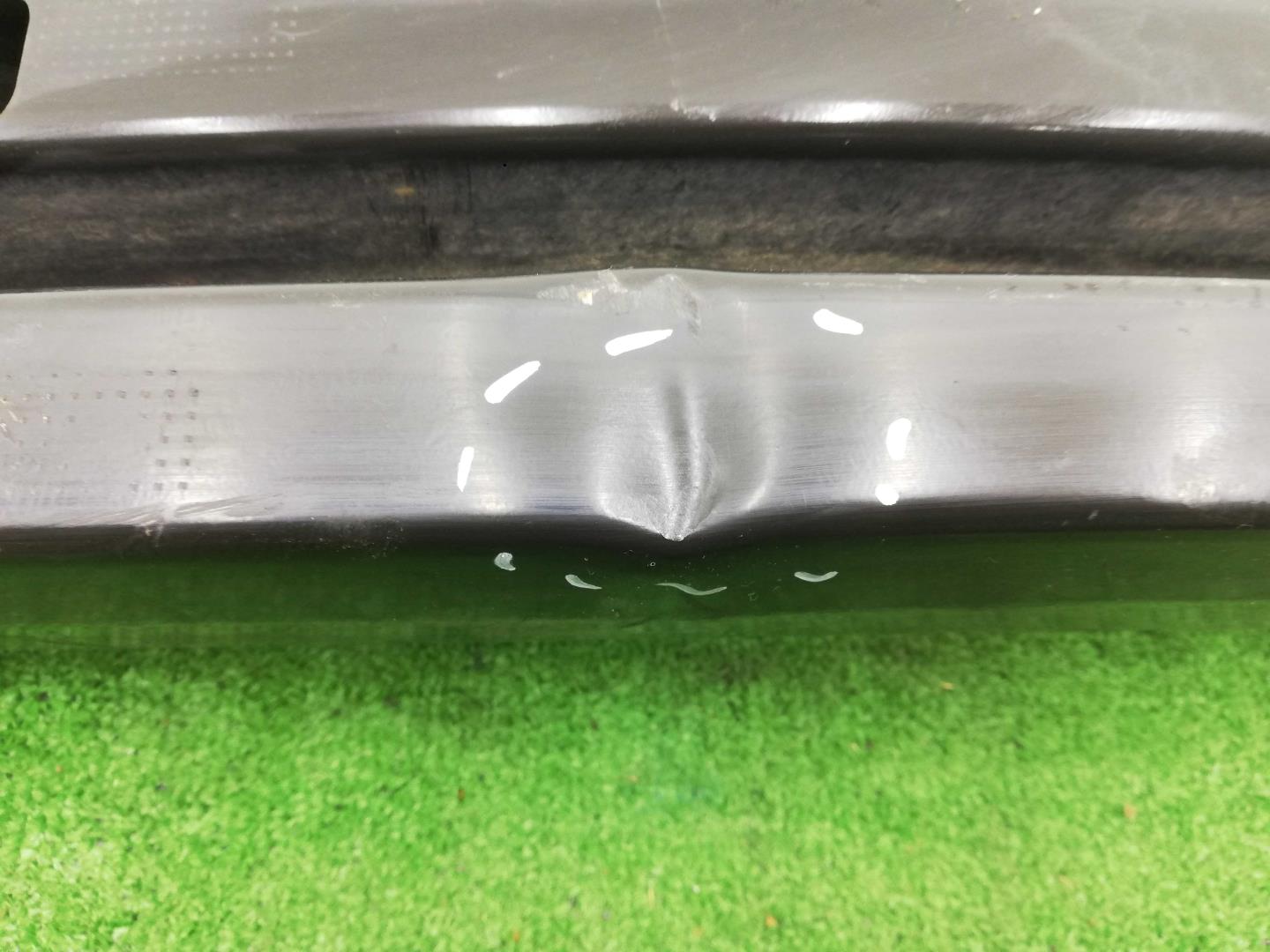 Усилитель переднего бампера