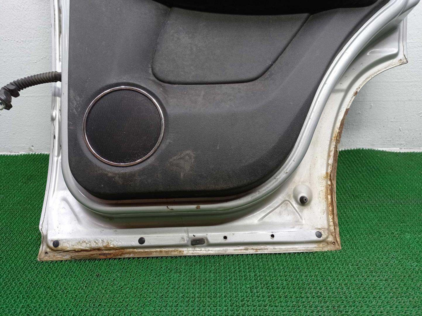 Стеклоподъемник электр. задний правый