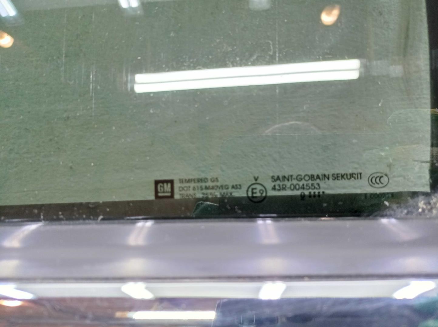 Стеклоподъемник электр. задний правый