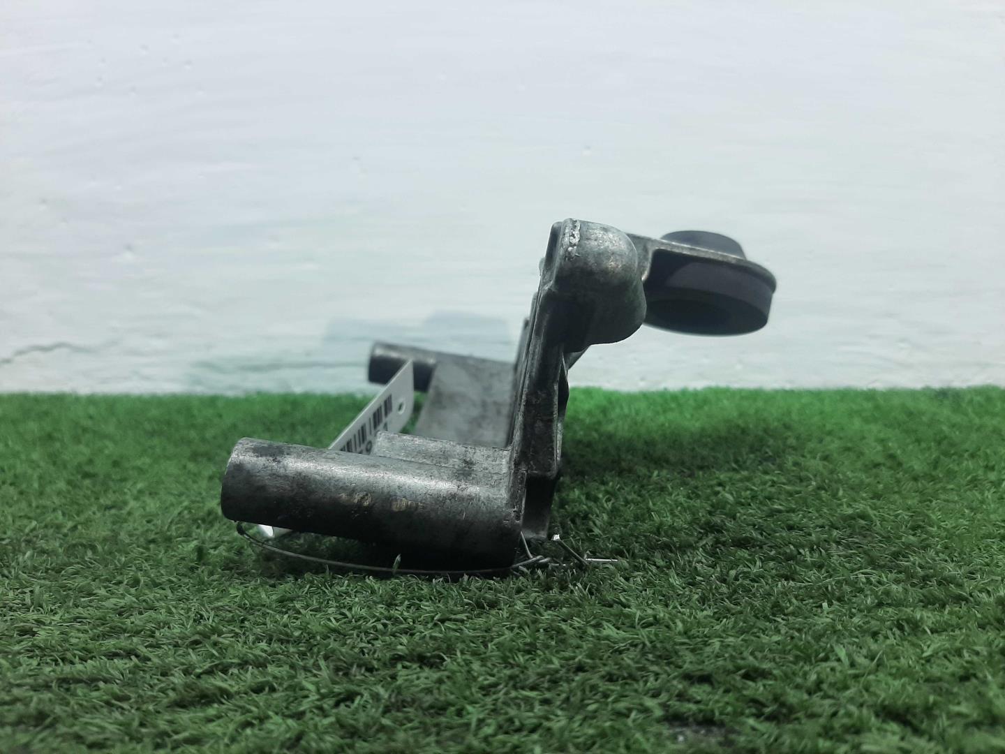 Кронштейн двигателя