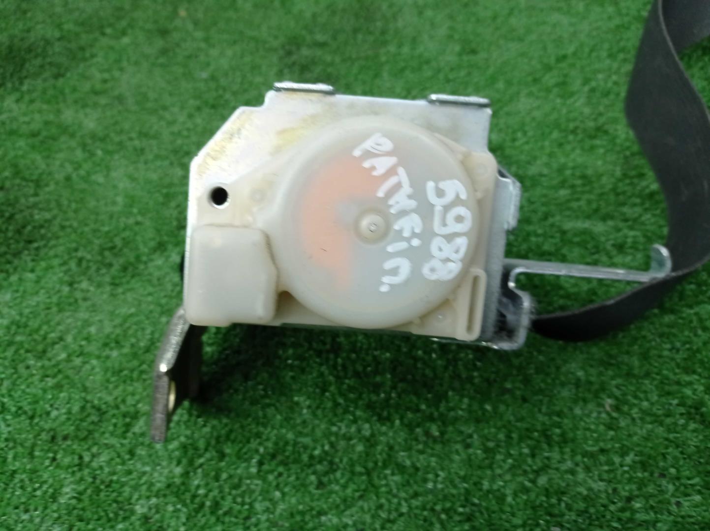 Ремень безопасности