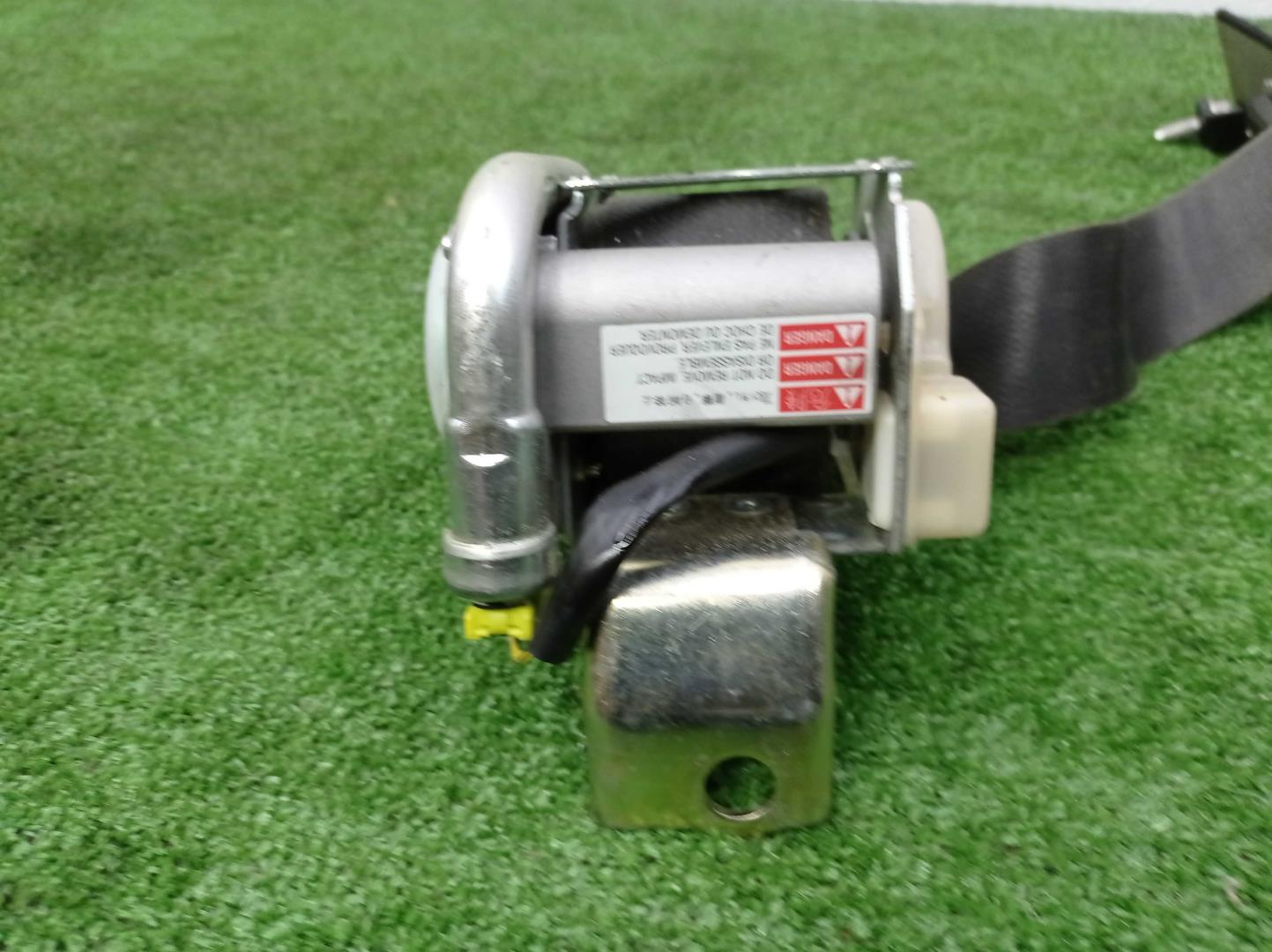 Ремень безопасности