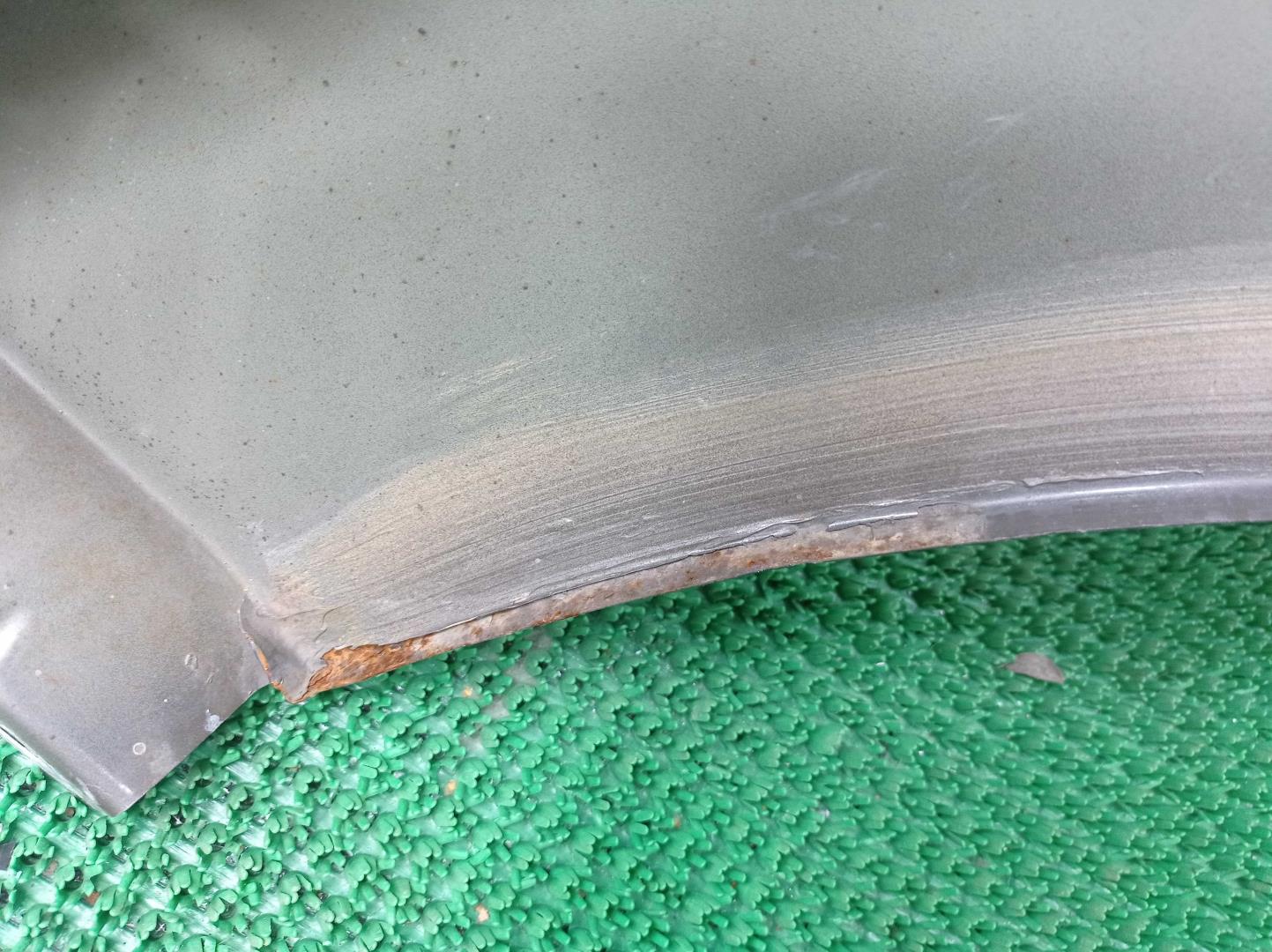 Крыло переднее левое