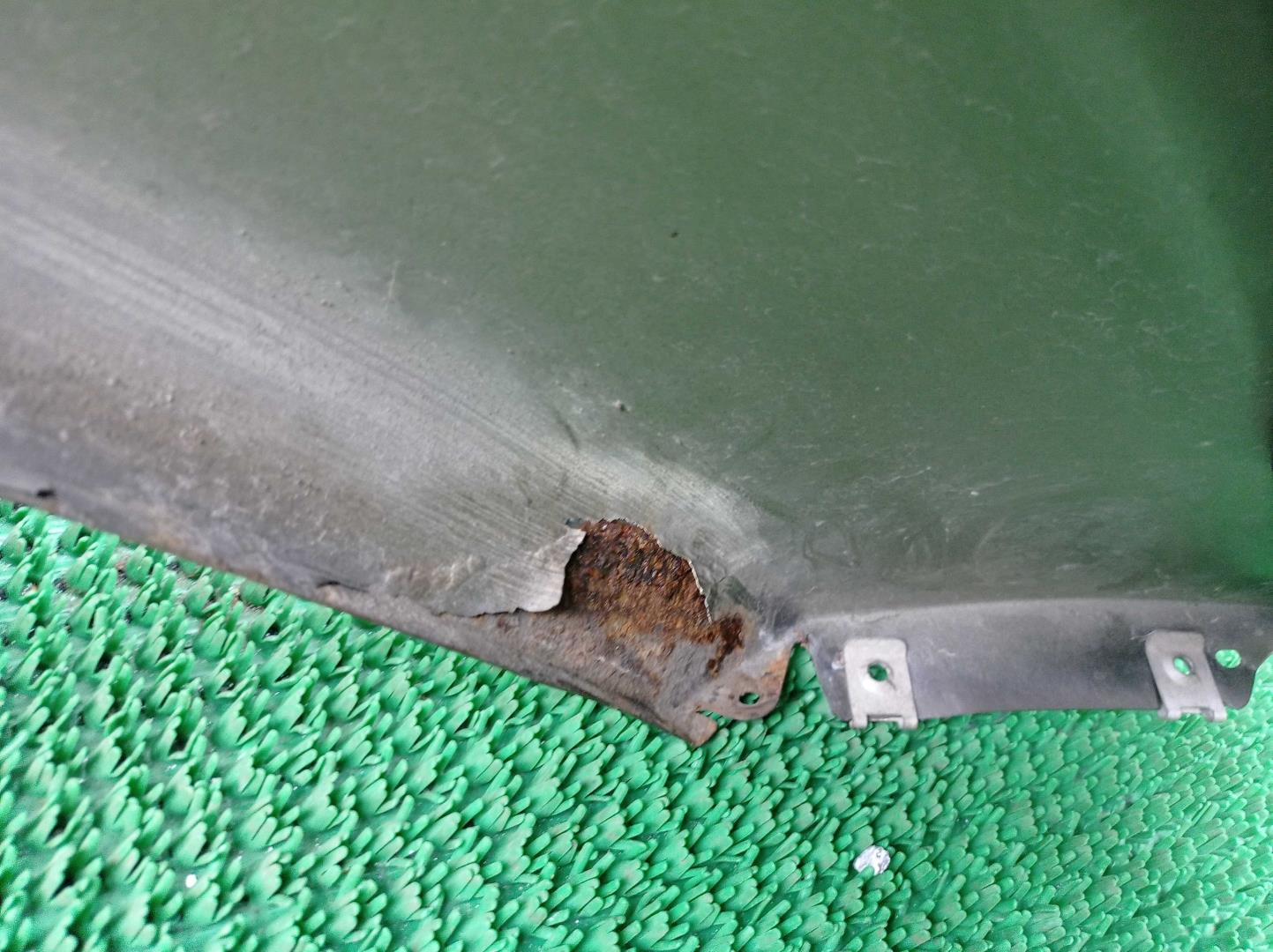 Крыло переднее левое