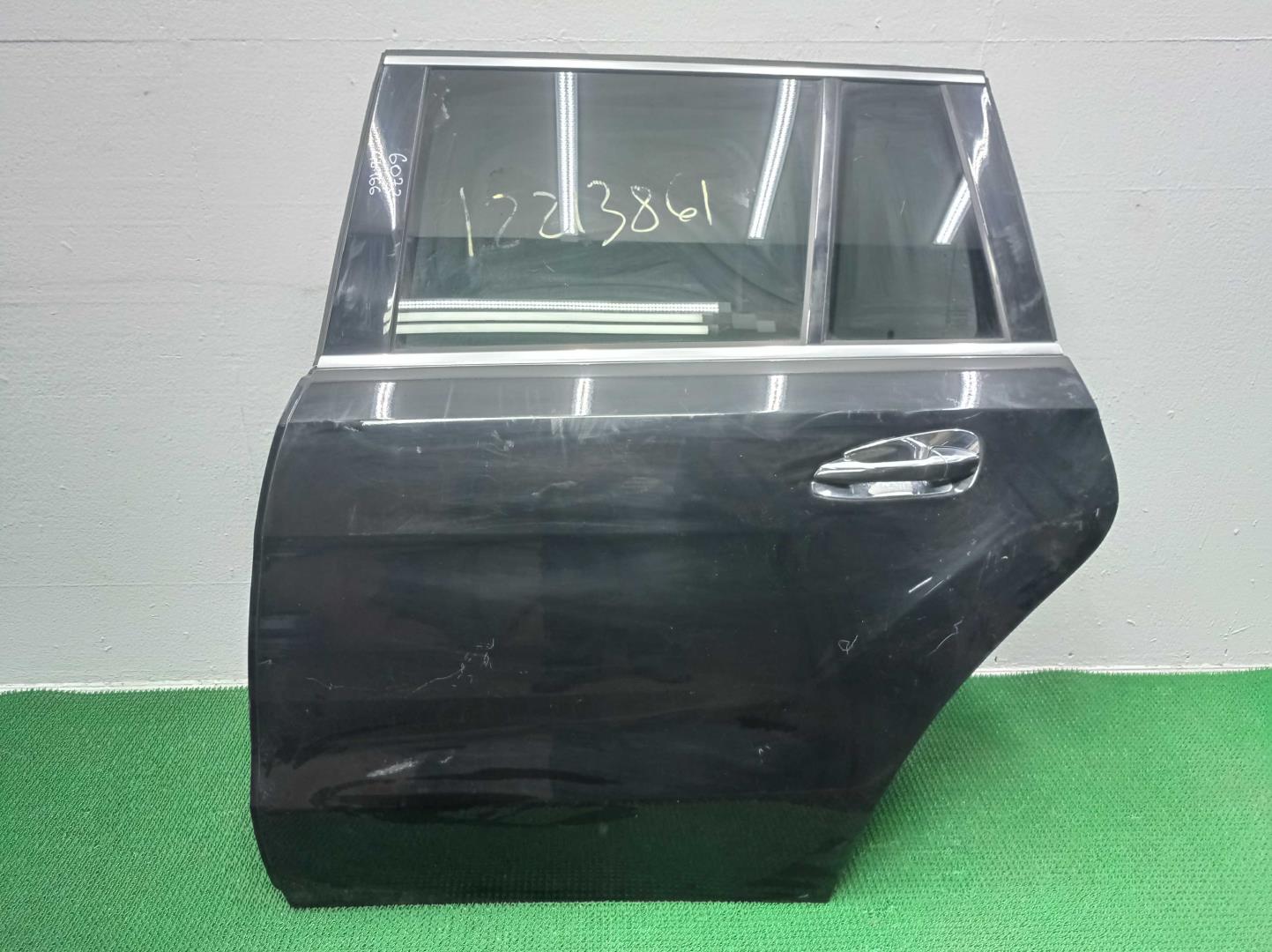 Дверь задняя левая