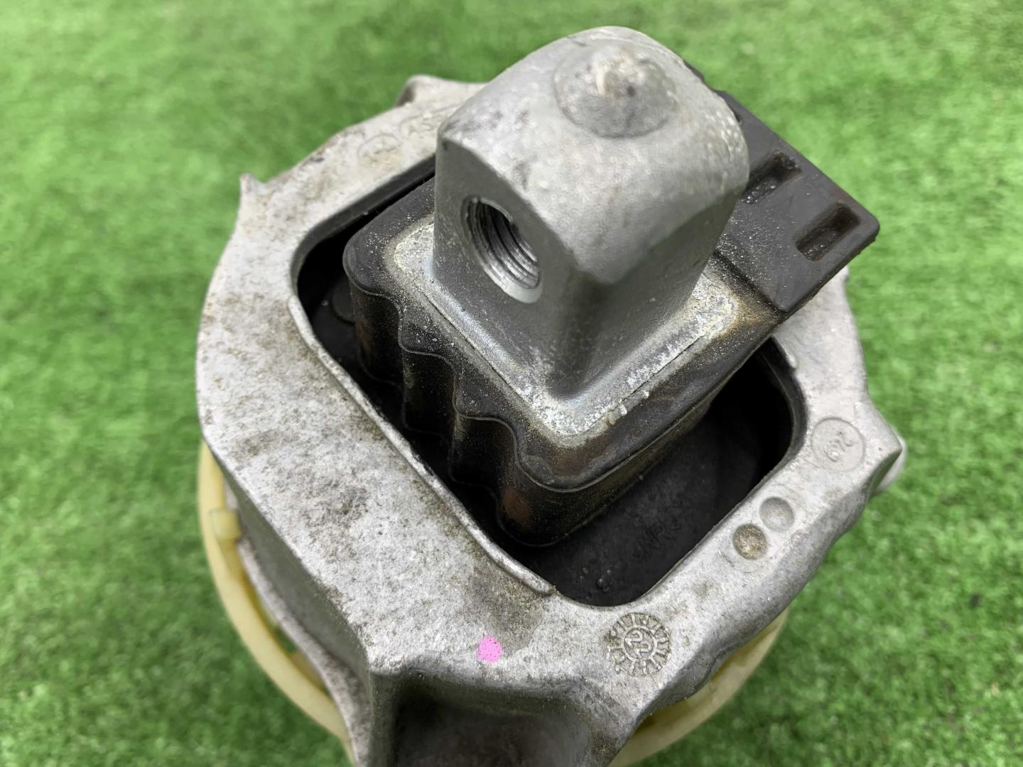 Опора двигателя