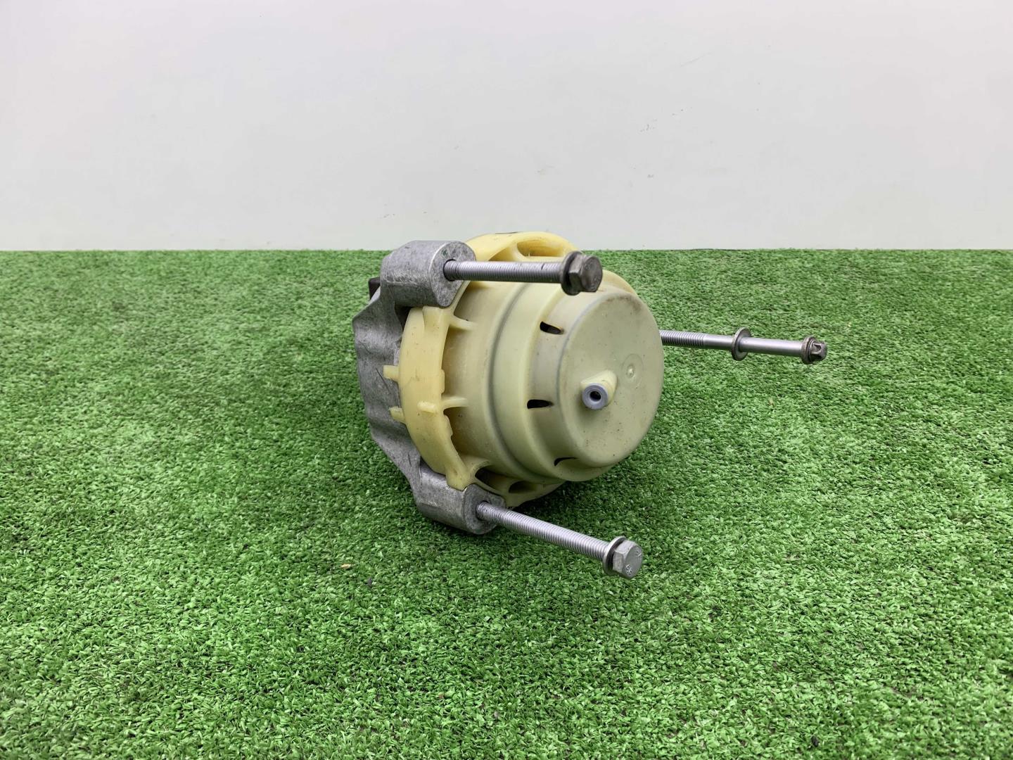 Опора двигателя