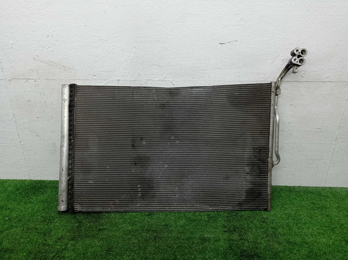 Радиатор кондиционера / конденсер