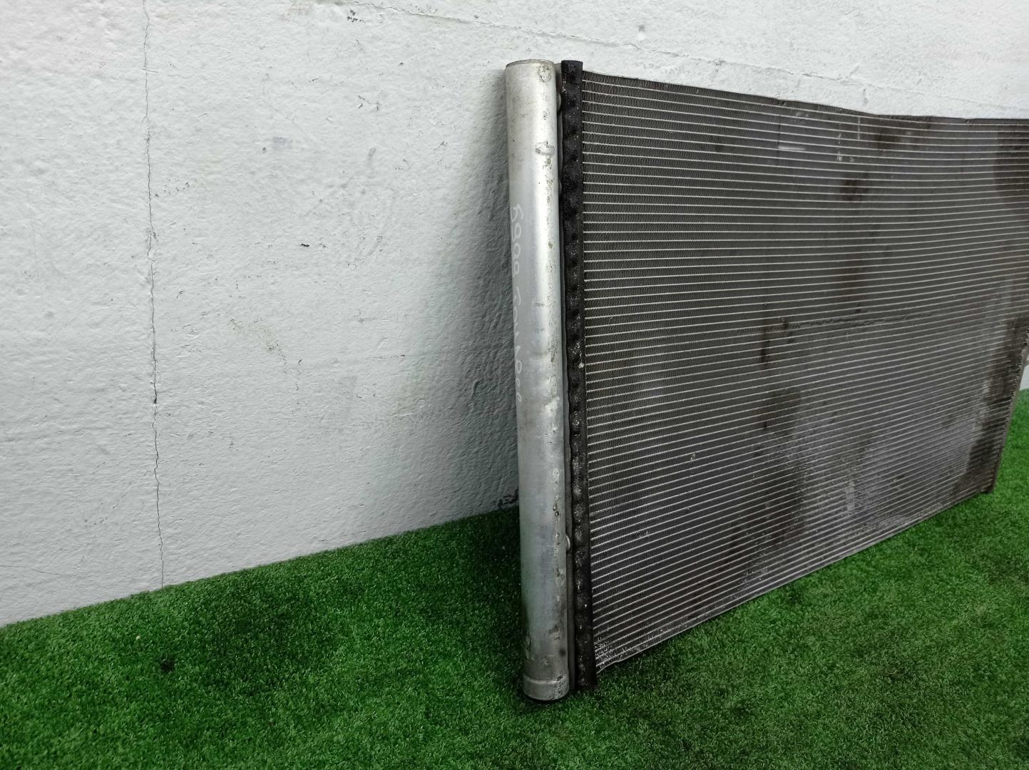 Радиатор кондиционера / конденсер