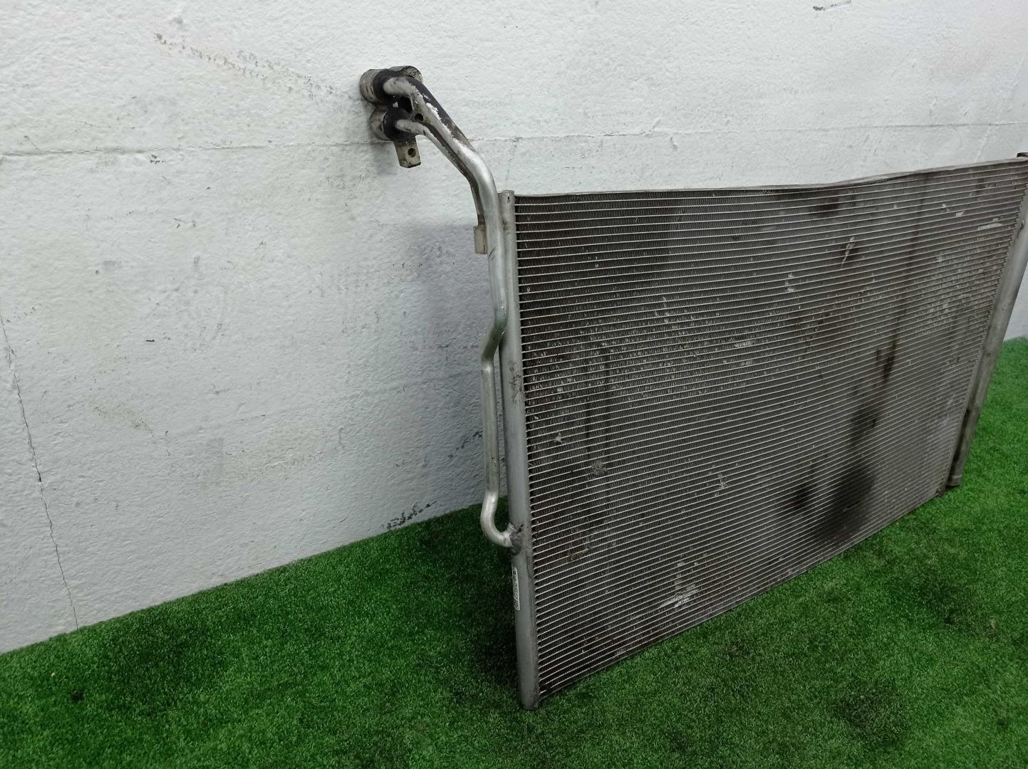 Радиатор кондиционера / конденсер