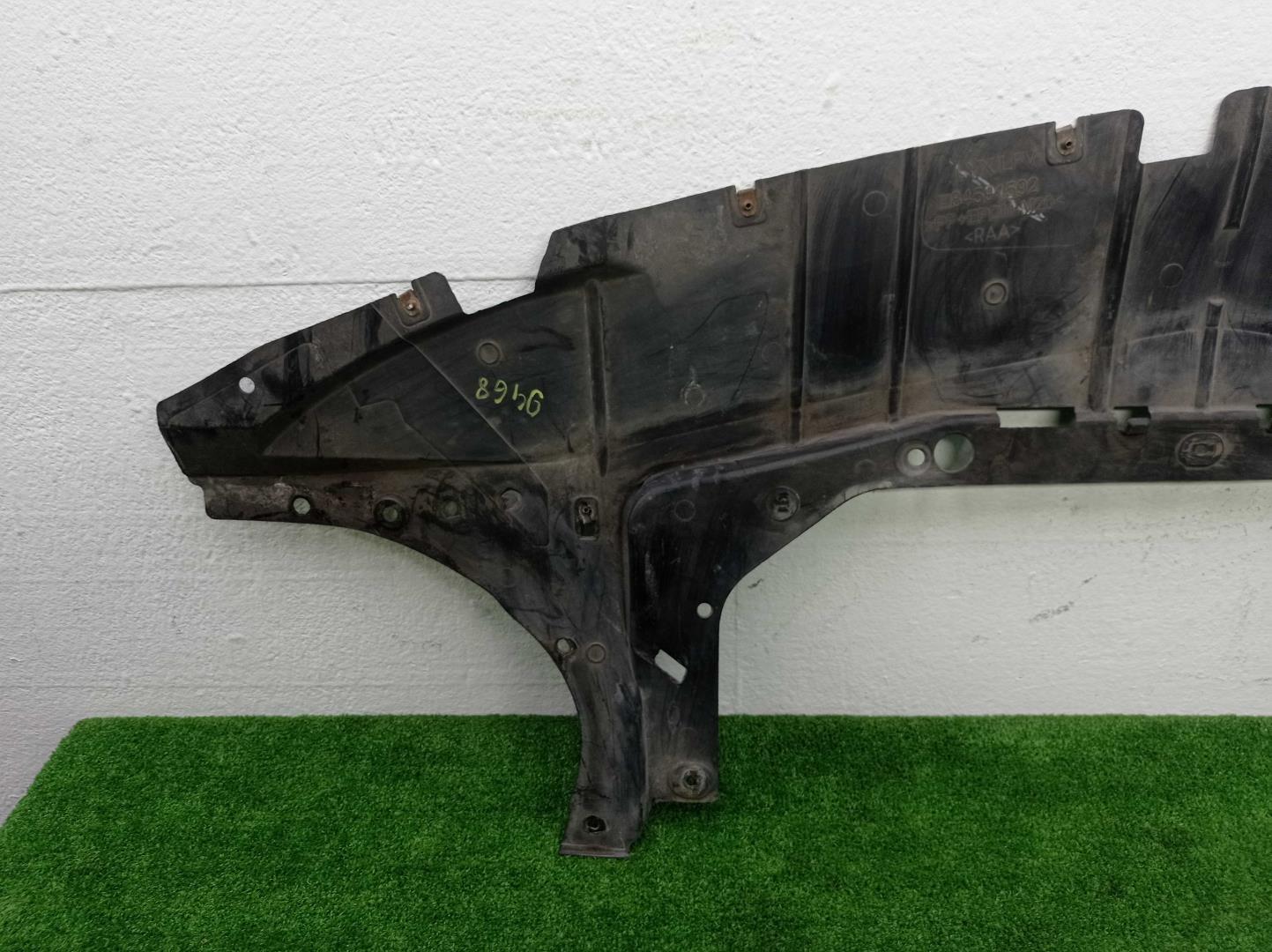 Защита антигравийная