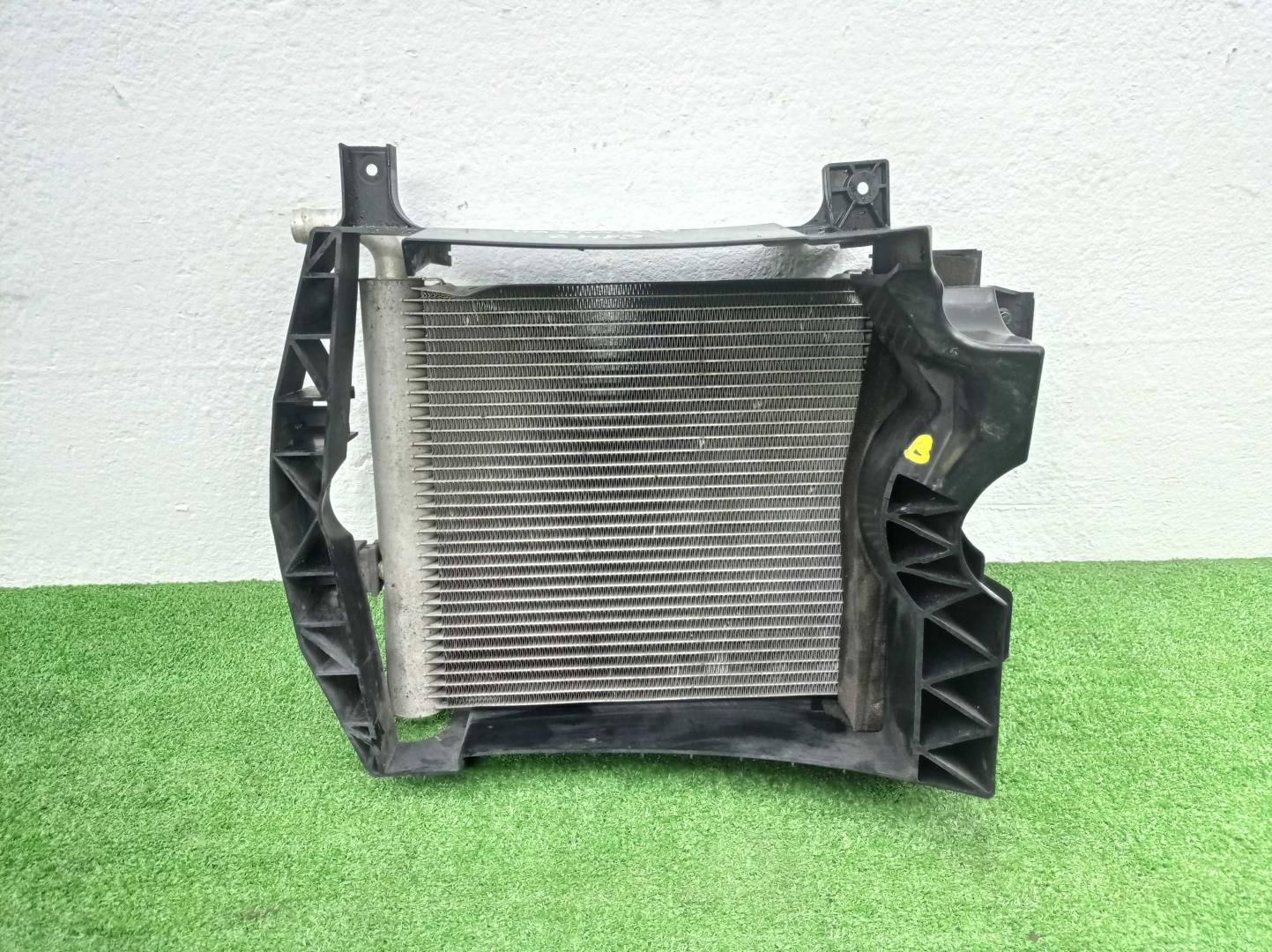 Радиатор охлаждения двигателя основной