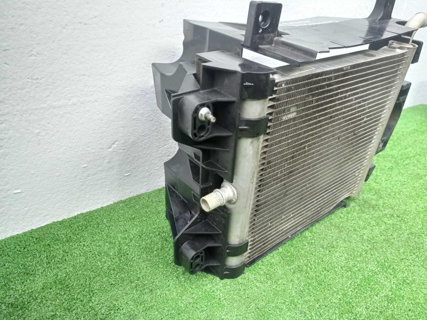 Радиатор охлаждения двигателя основной