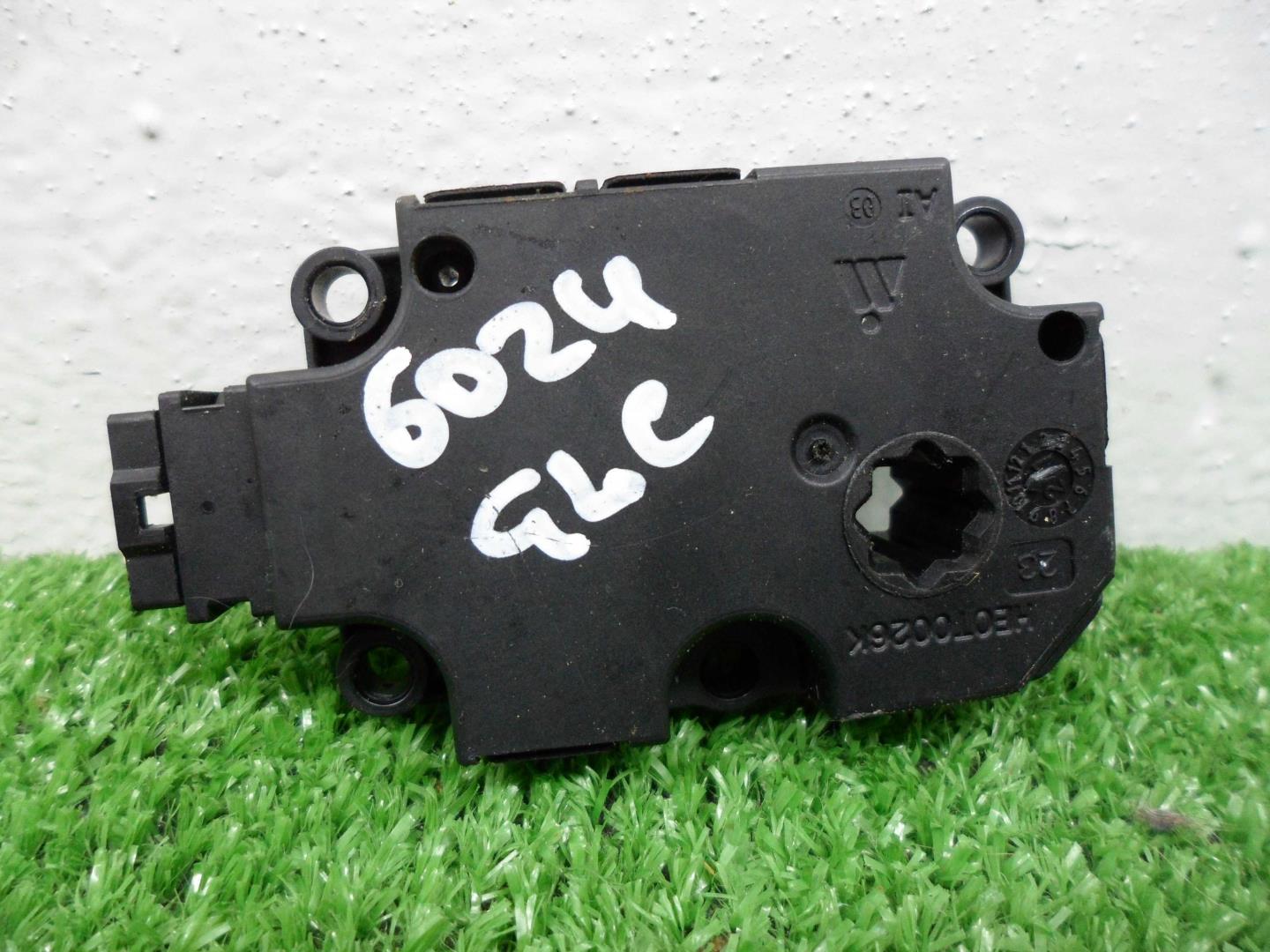 Моторчик заслонки печки