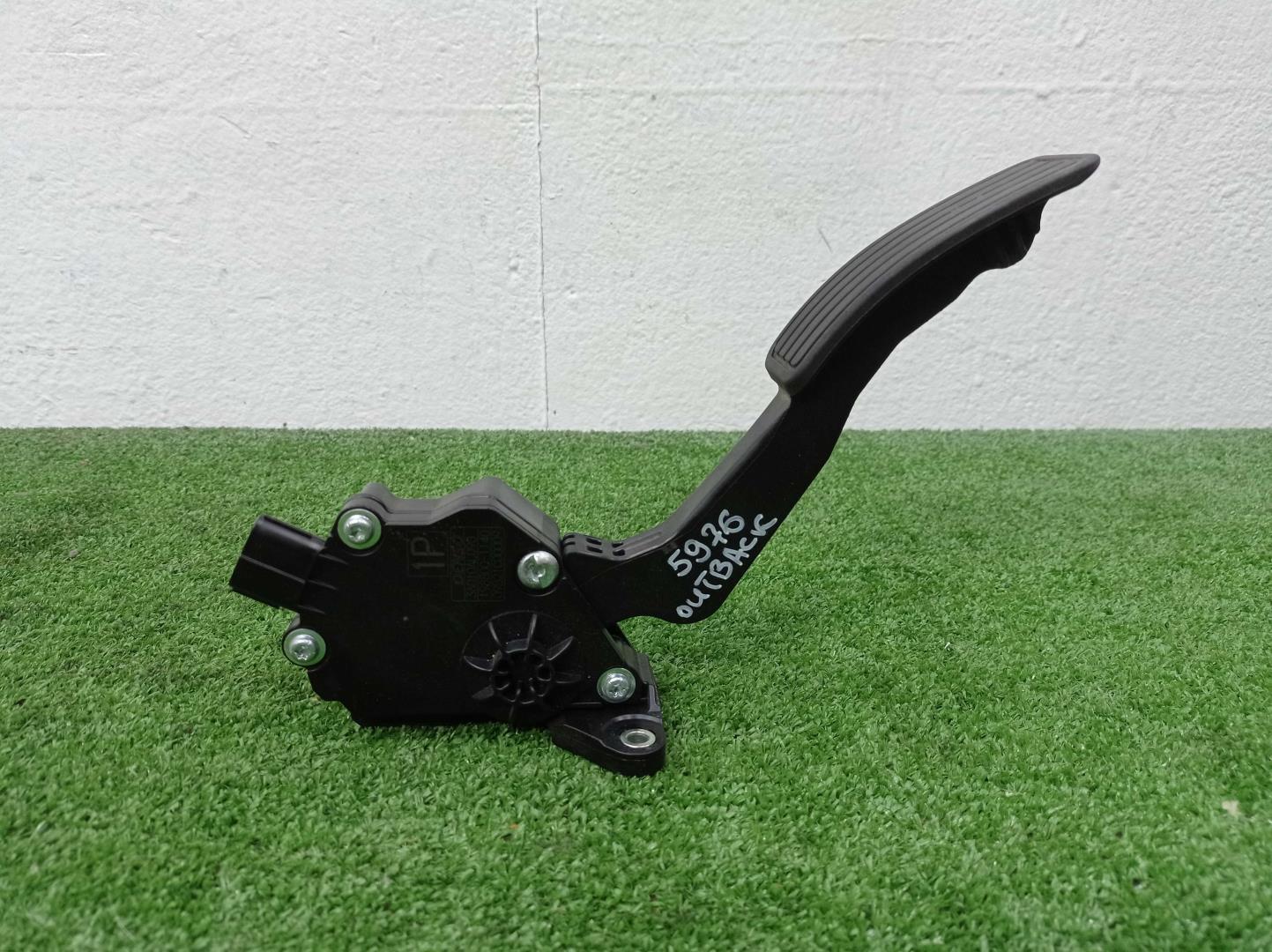 Педаль газа