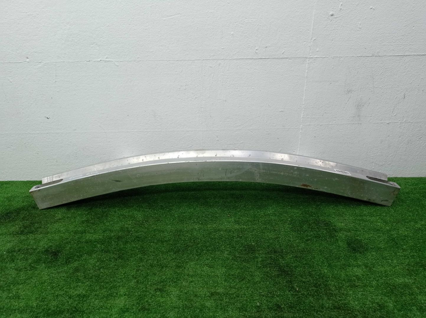 Усилитель заднего бампера