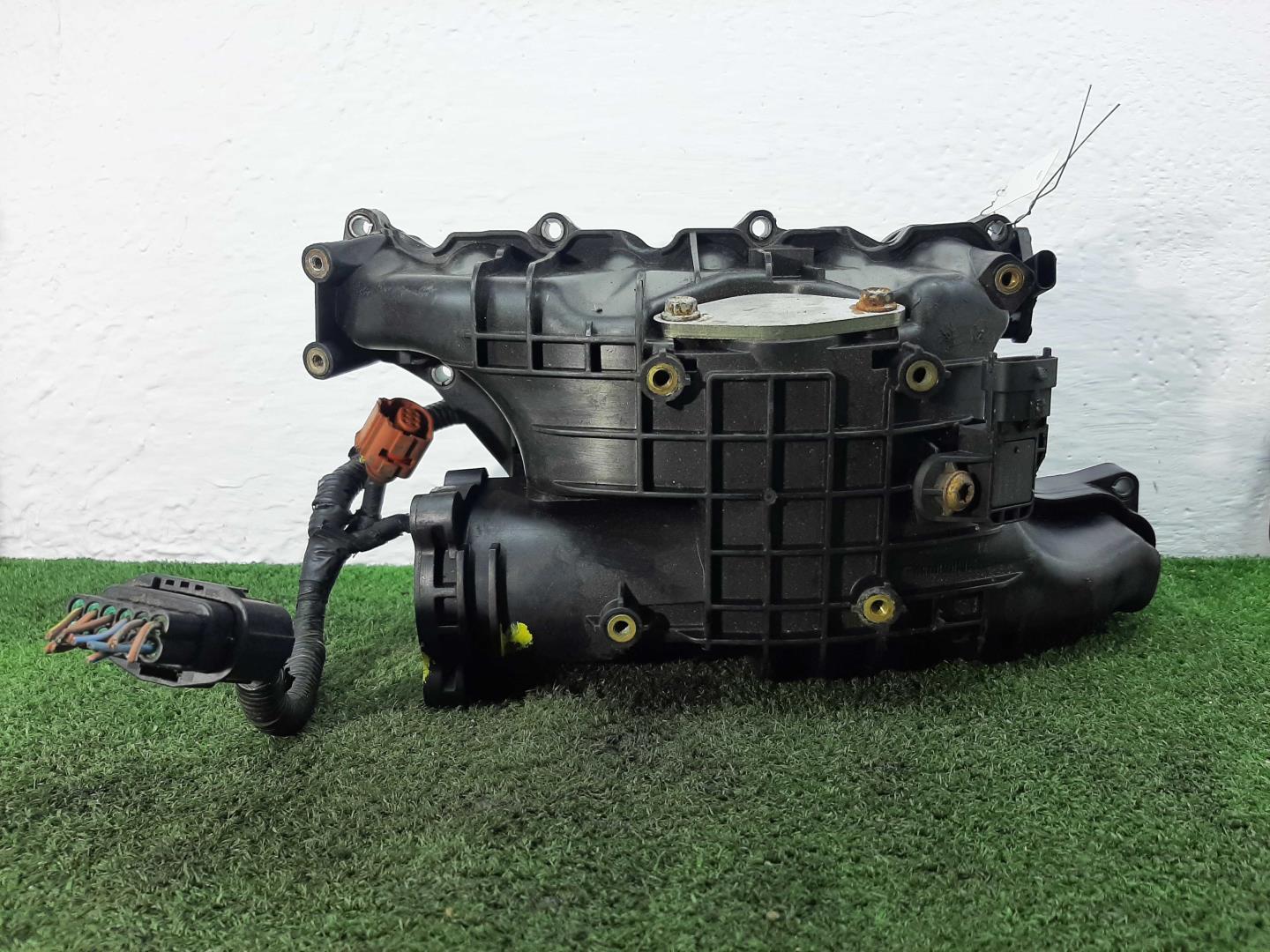 Коллектор впускной