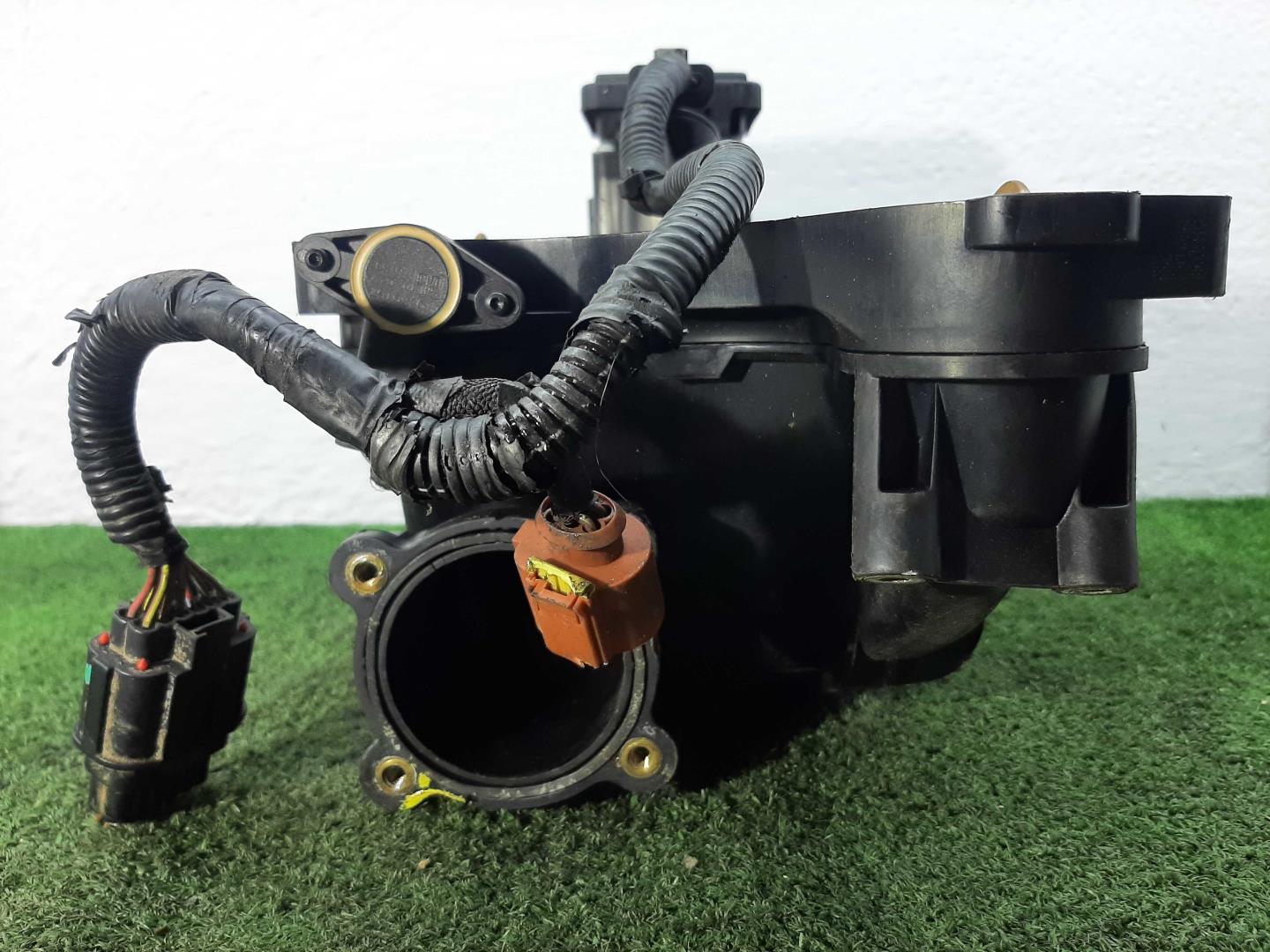 Коллектор впускной