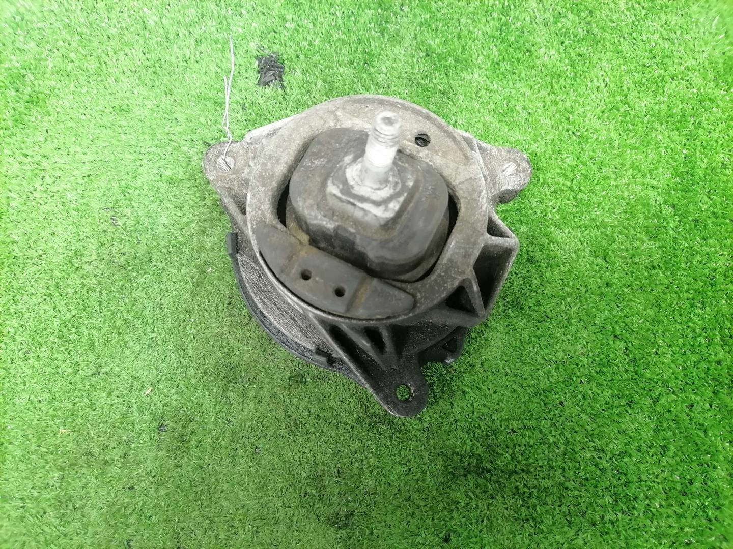 Опора двигателя