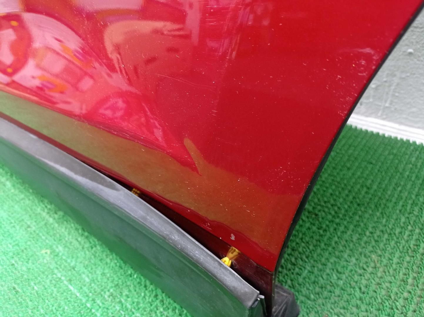 Стекло двери передней правой