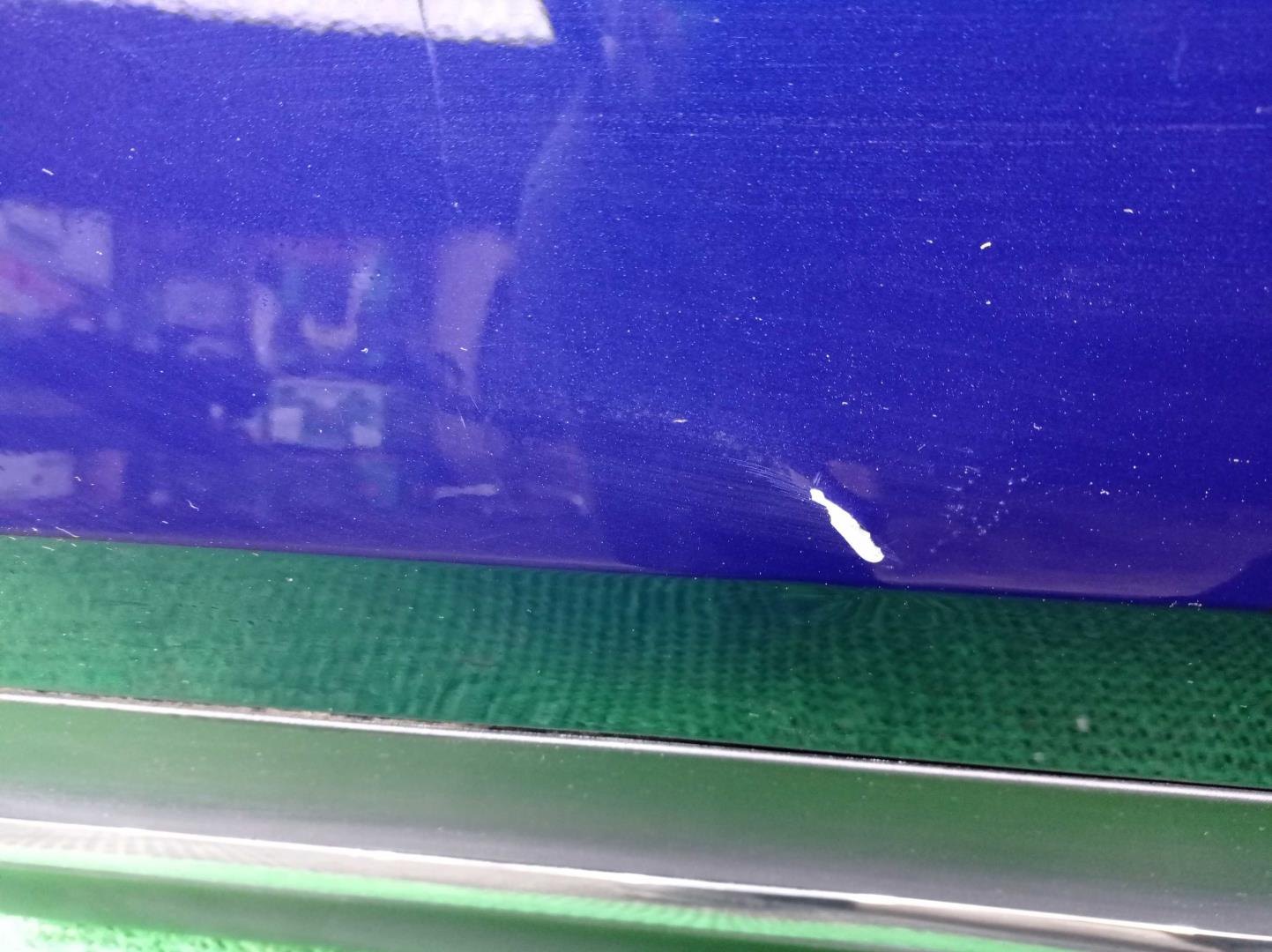 Ручка двери передней наружная правая