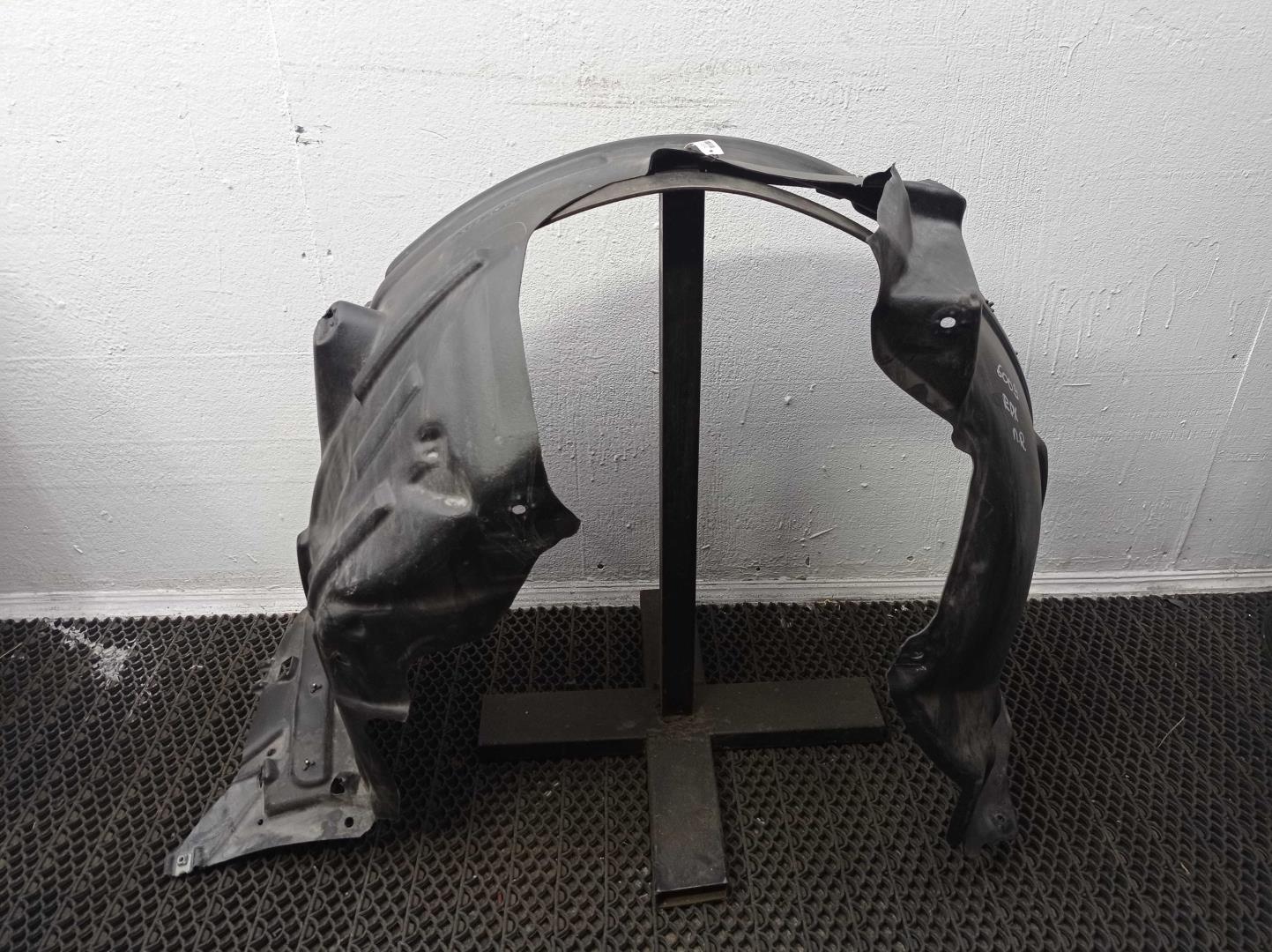 Локер передний правый