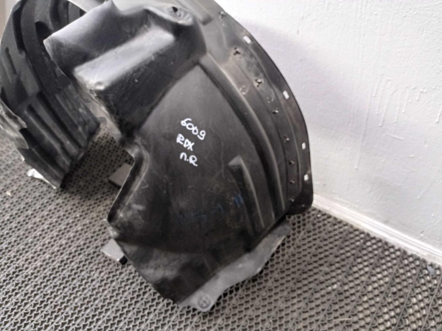 Локер передний правый