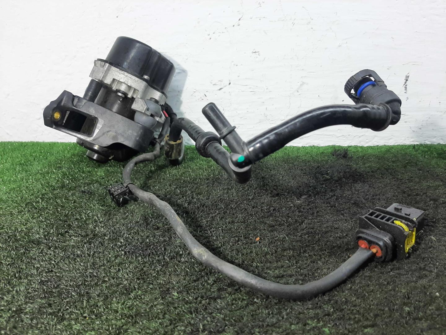 Насос вакуумный