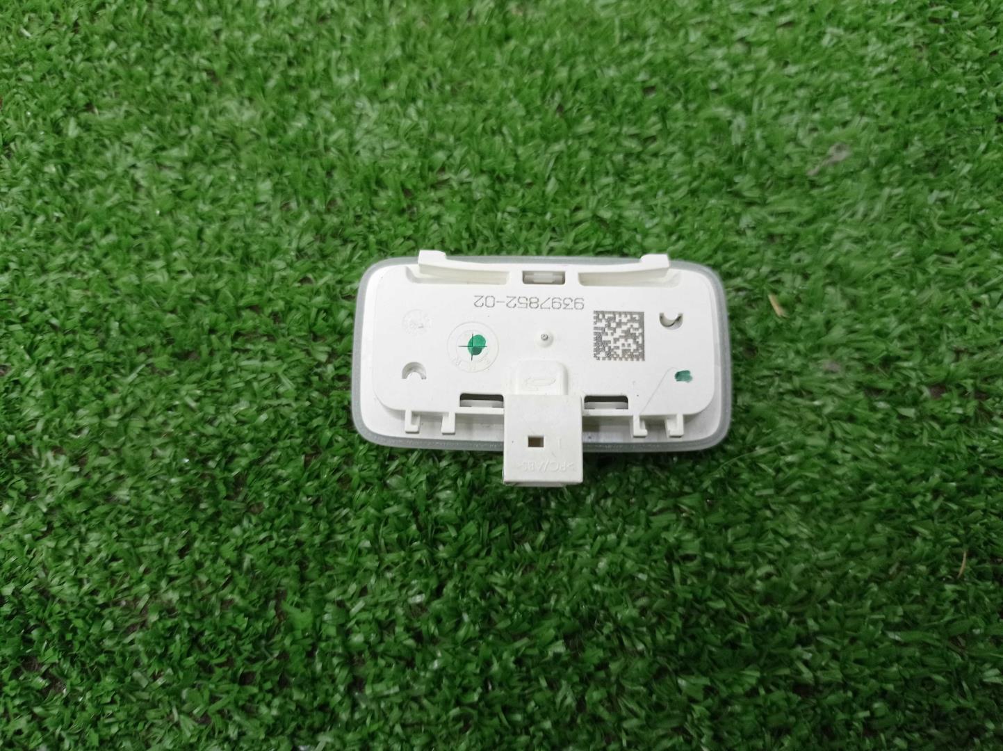 Плафон салонный