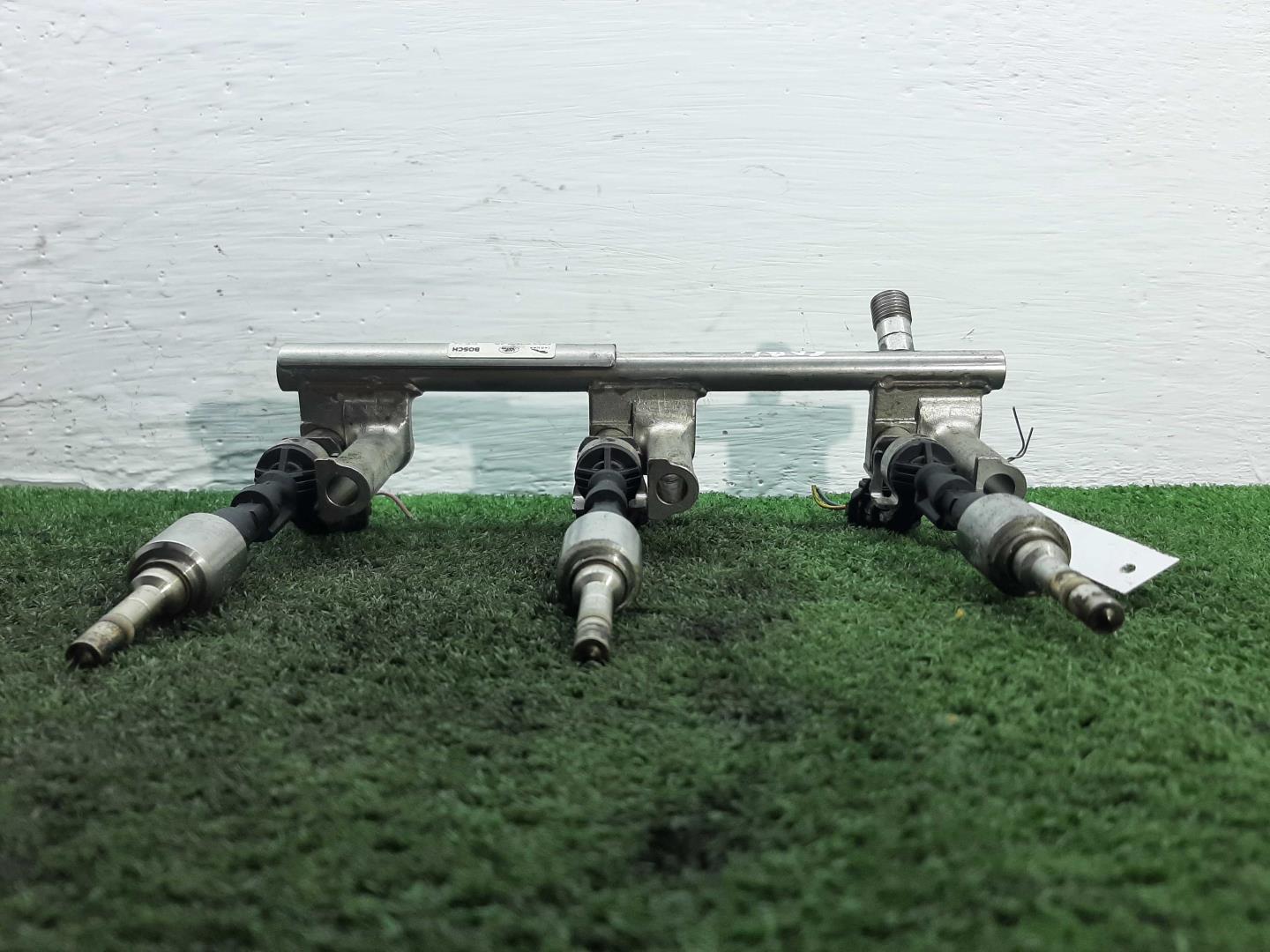 Рейка топливная (рампа)