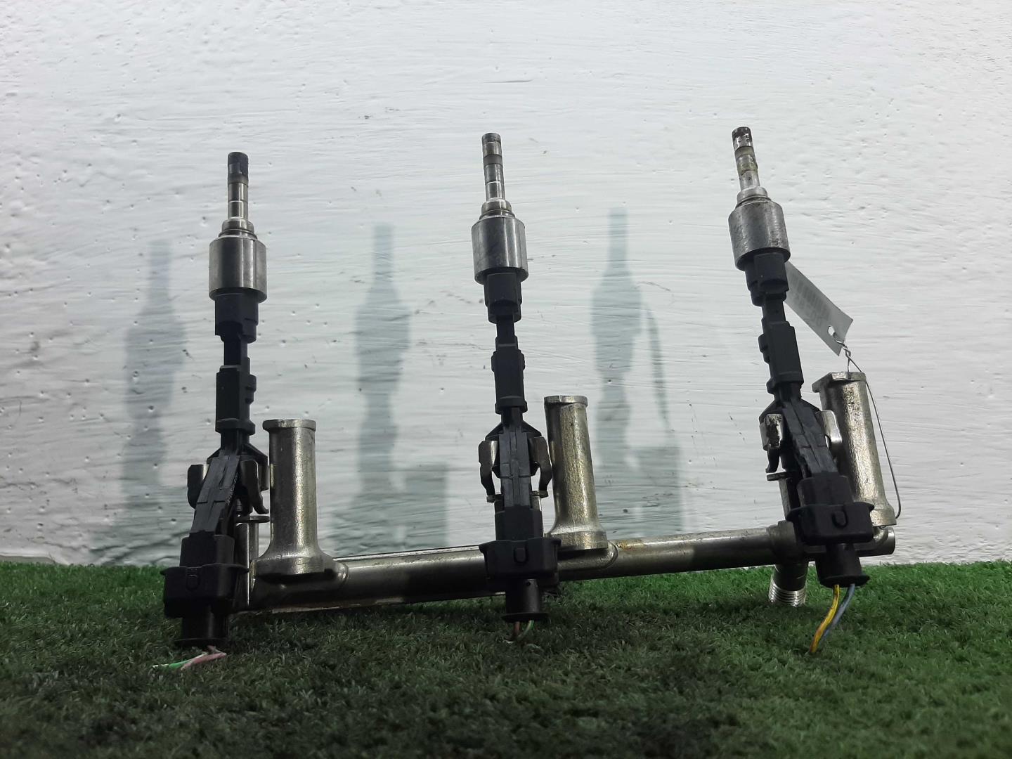 Рейка топливная (рампа)