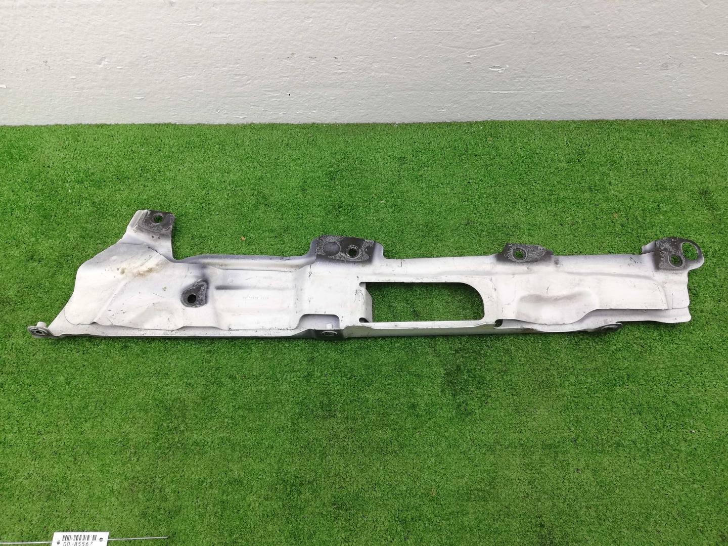 Кронштейн крепления крыла