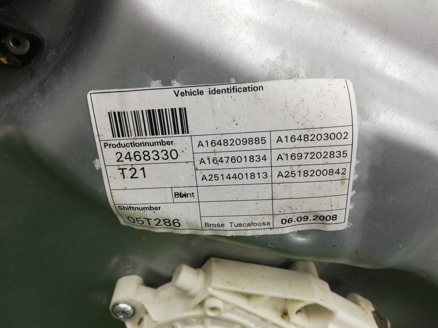 Стеклоподъемник электр. передний правый