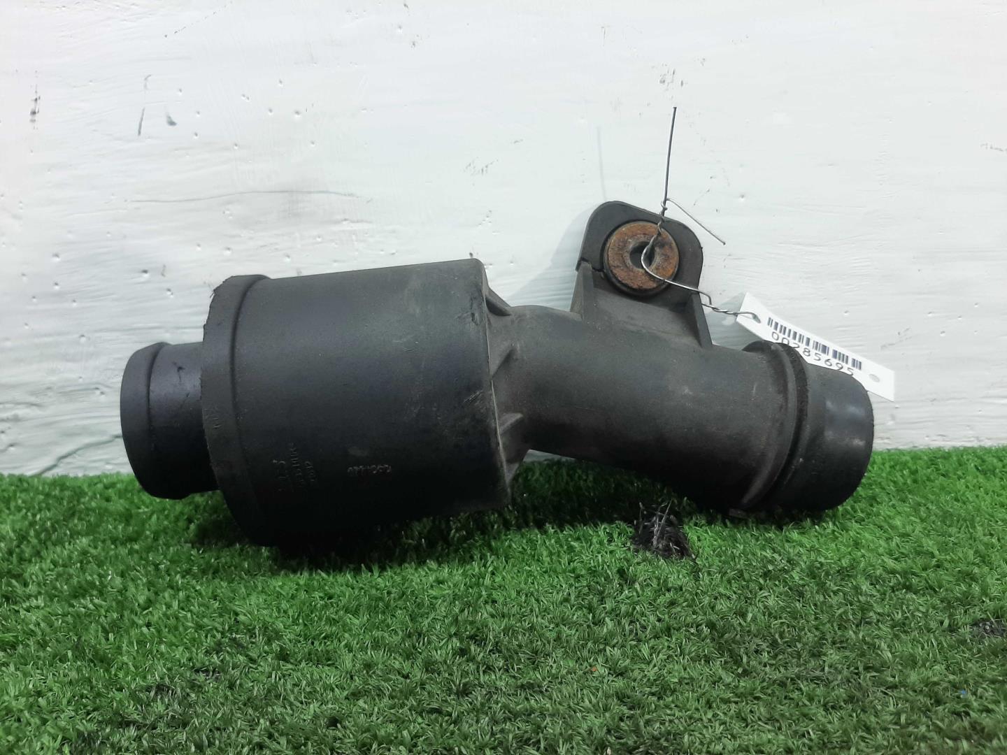 Резонатор воздушного фильтра