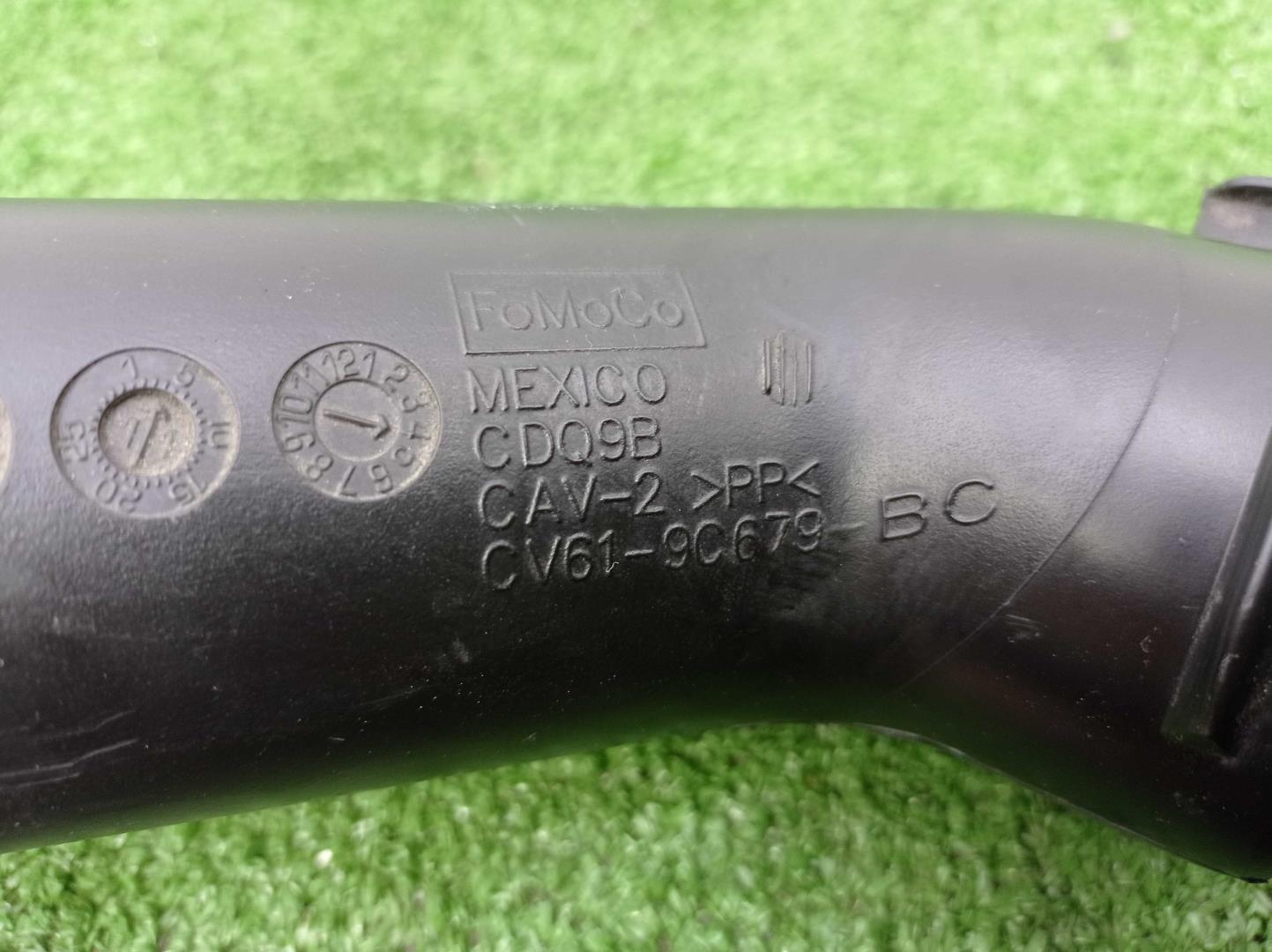 Патрубок воздушного фильтра