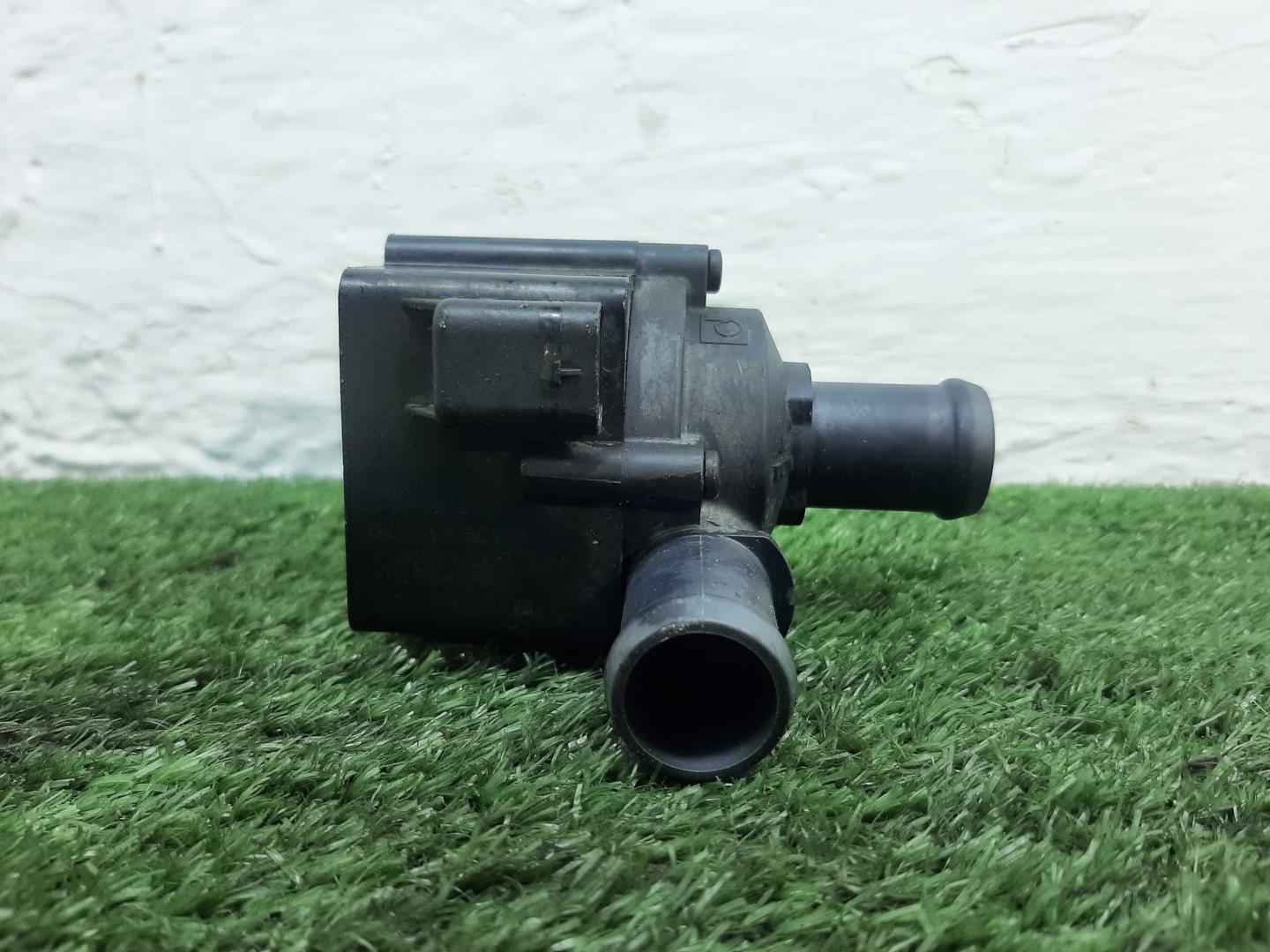 Насос электрический (доп.помпа)