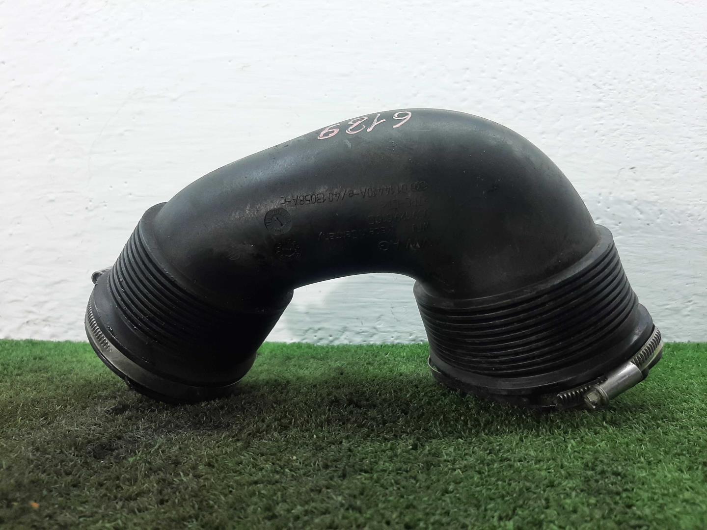 Патрубок воздушного фильтра