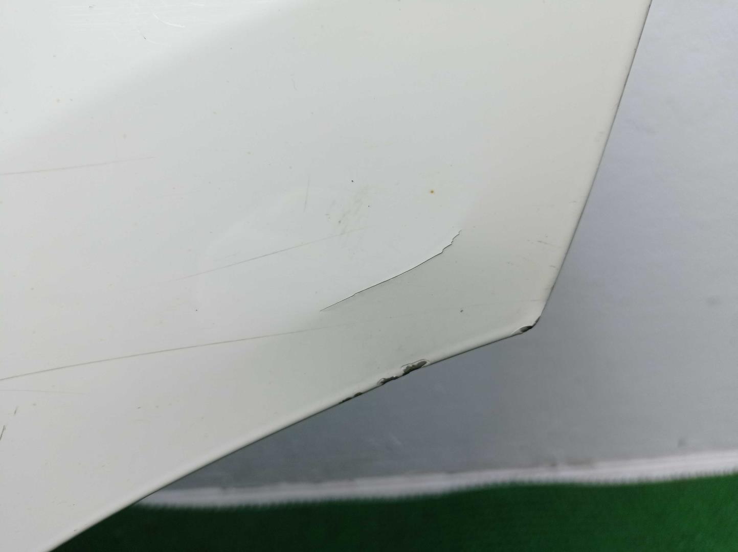 Стекло двери задней левой