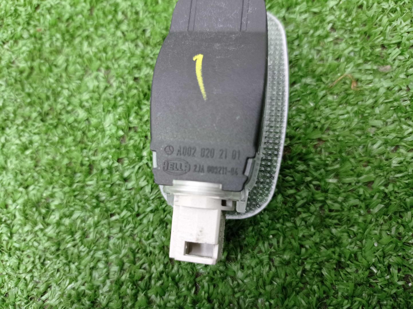 Плафон салонный