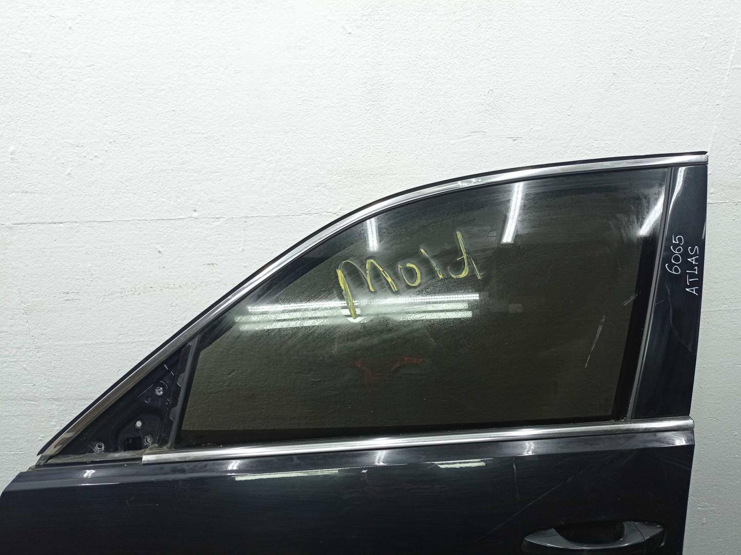 Дверь передняя левая