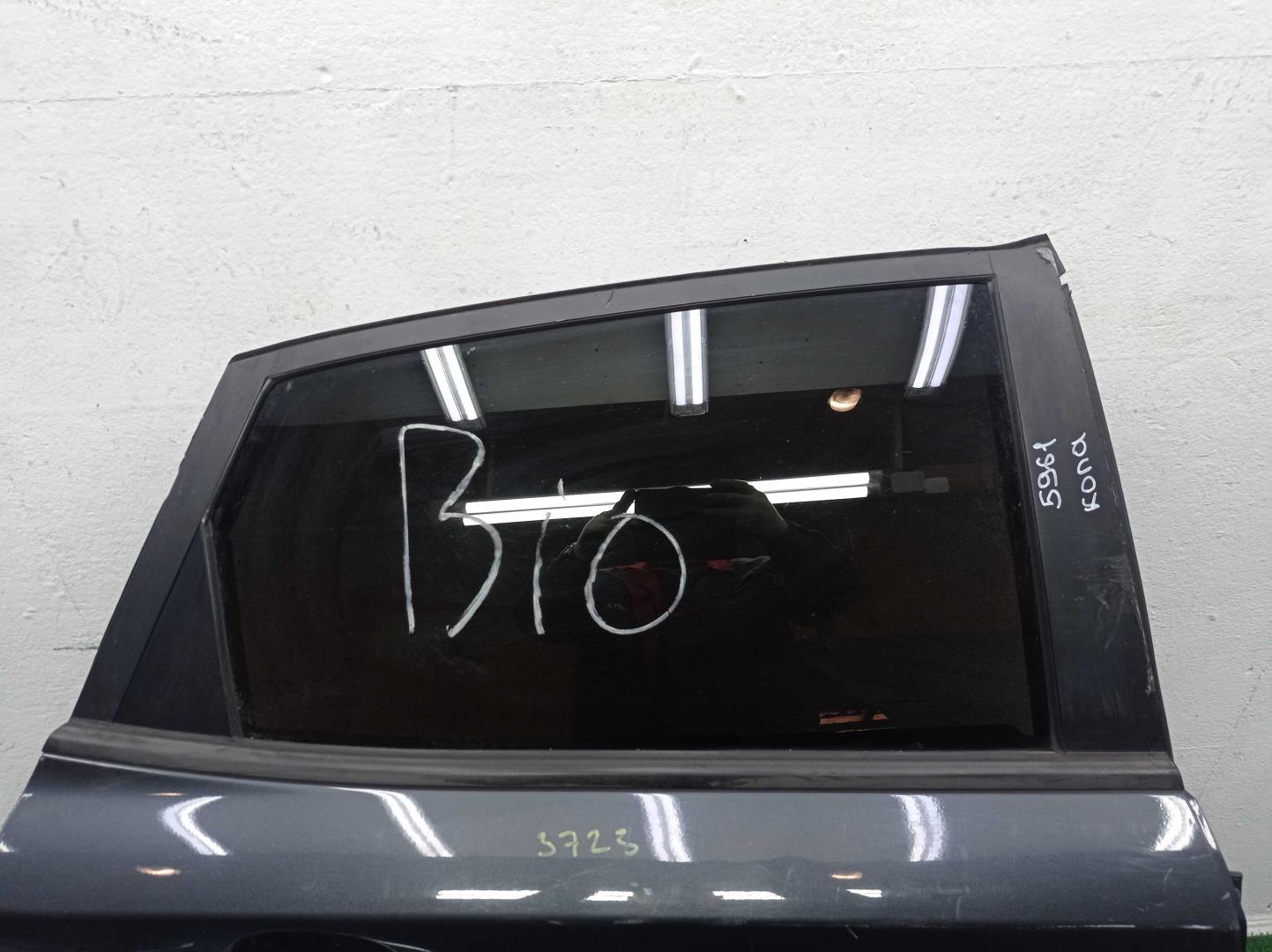 Замок двери задней правой