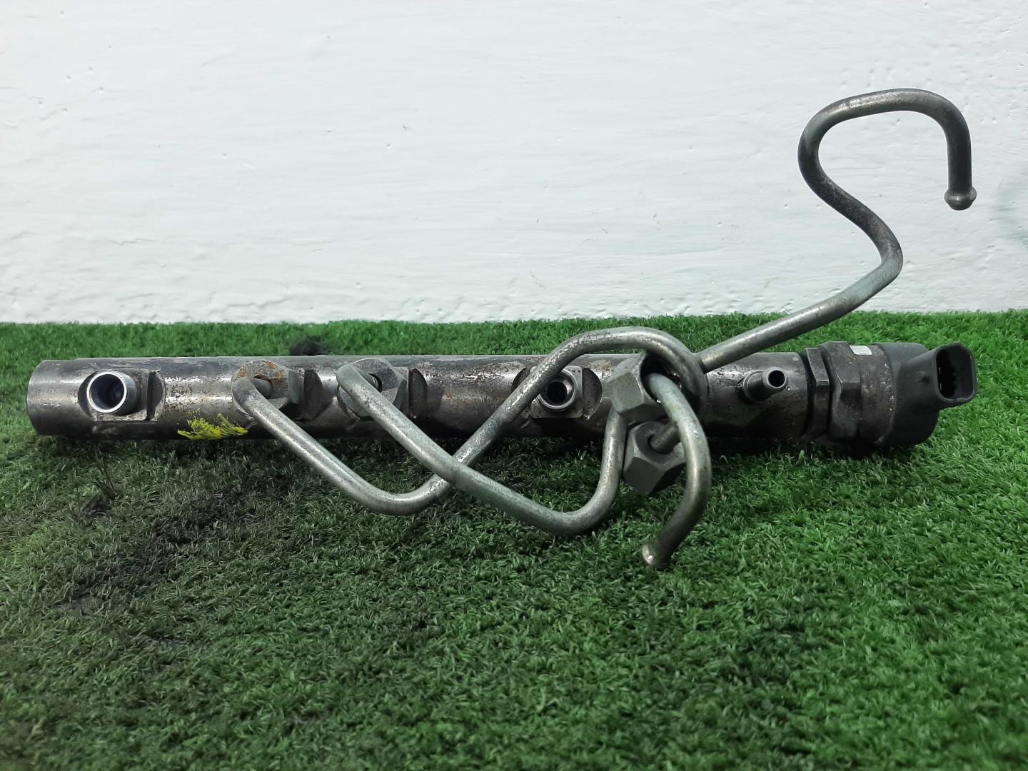 Рейка топливная (рампа)