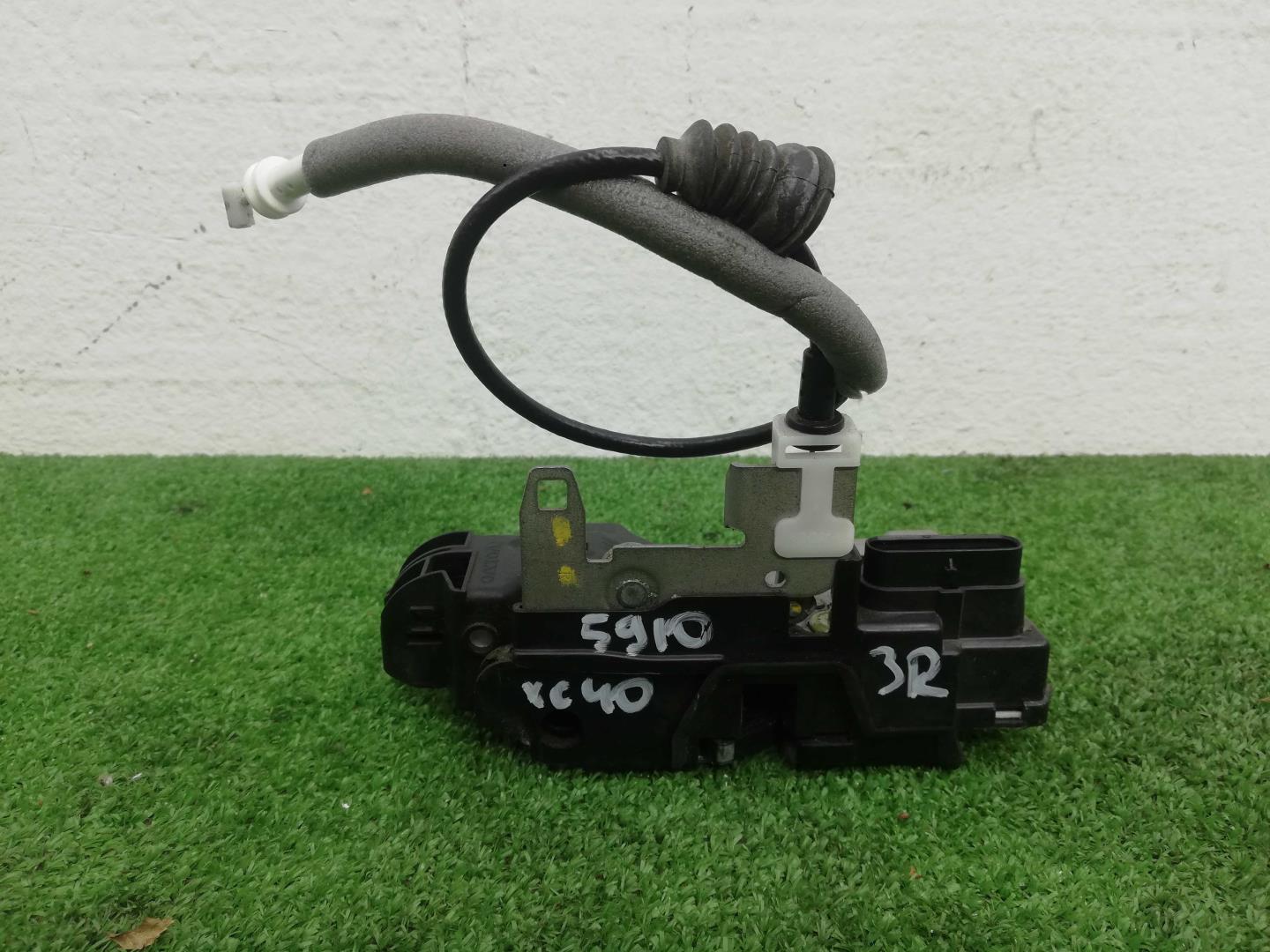 Замок двери задней правой