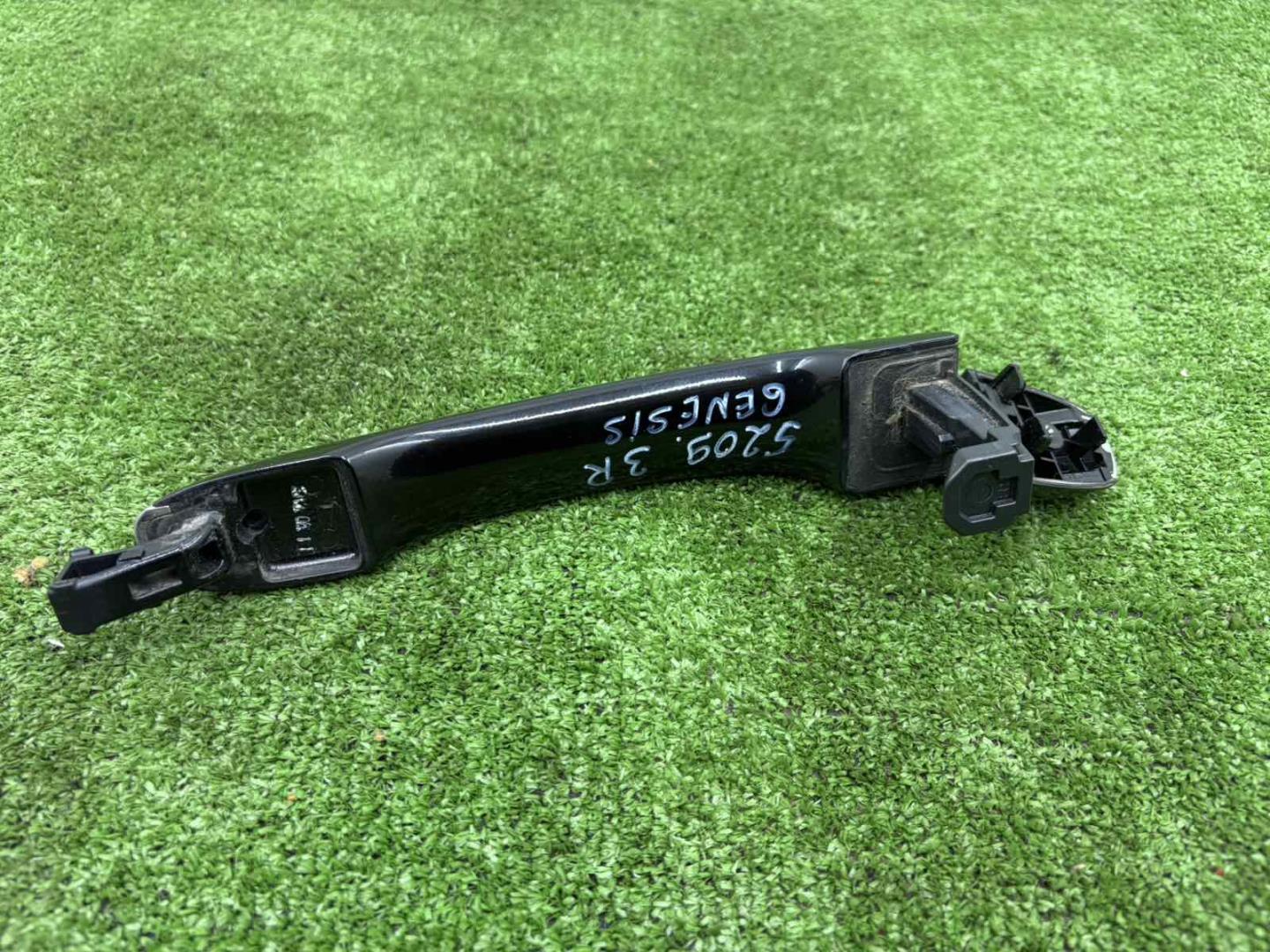 Ручка двери задней наружная правая