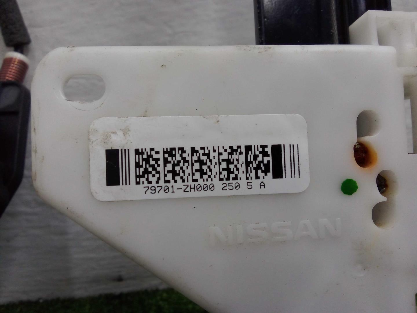 Стеклоподъемник электр. задний левый