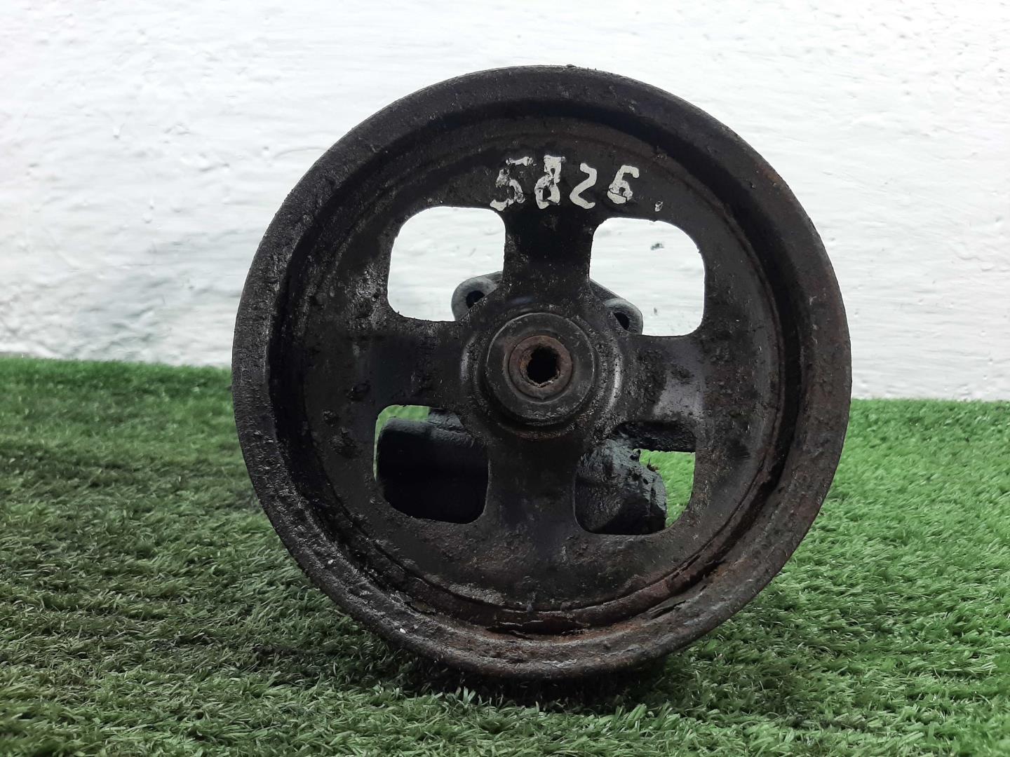 Насос ГУР (гидроусилитель руля)